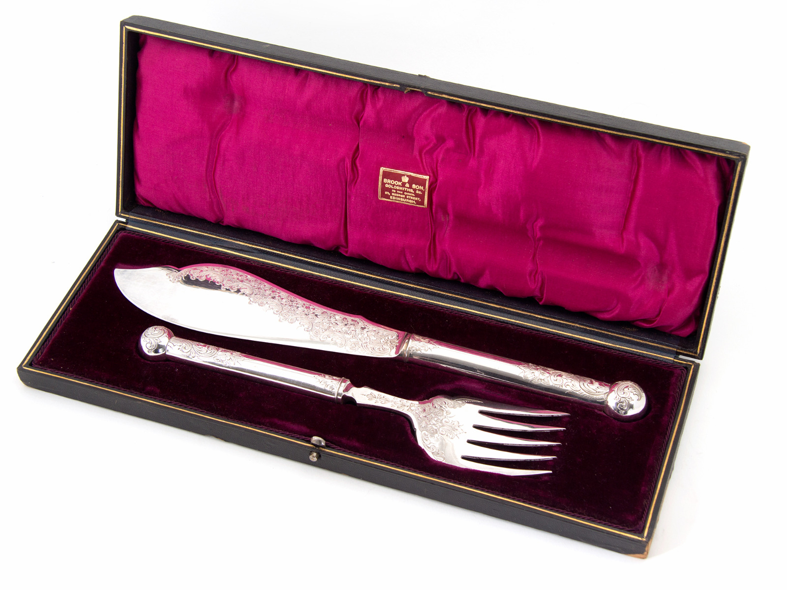 Unusual Antique Boxed Pair of Silver Plate Fish Servers (1 of 10)