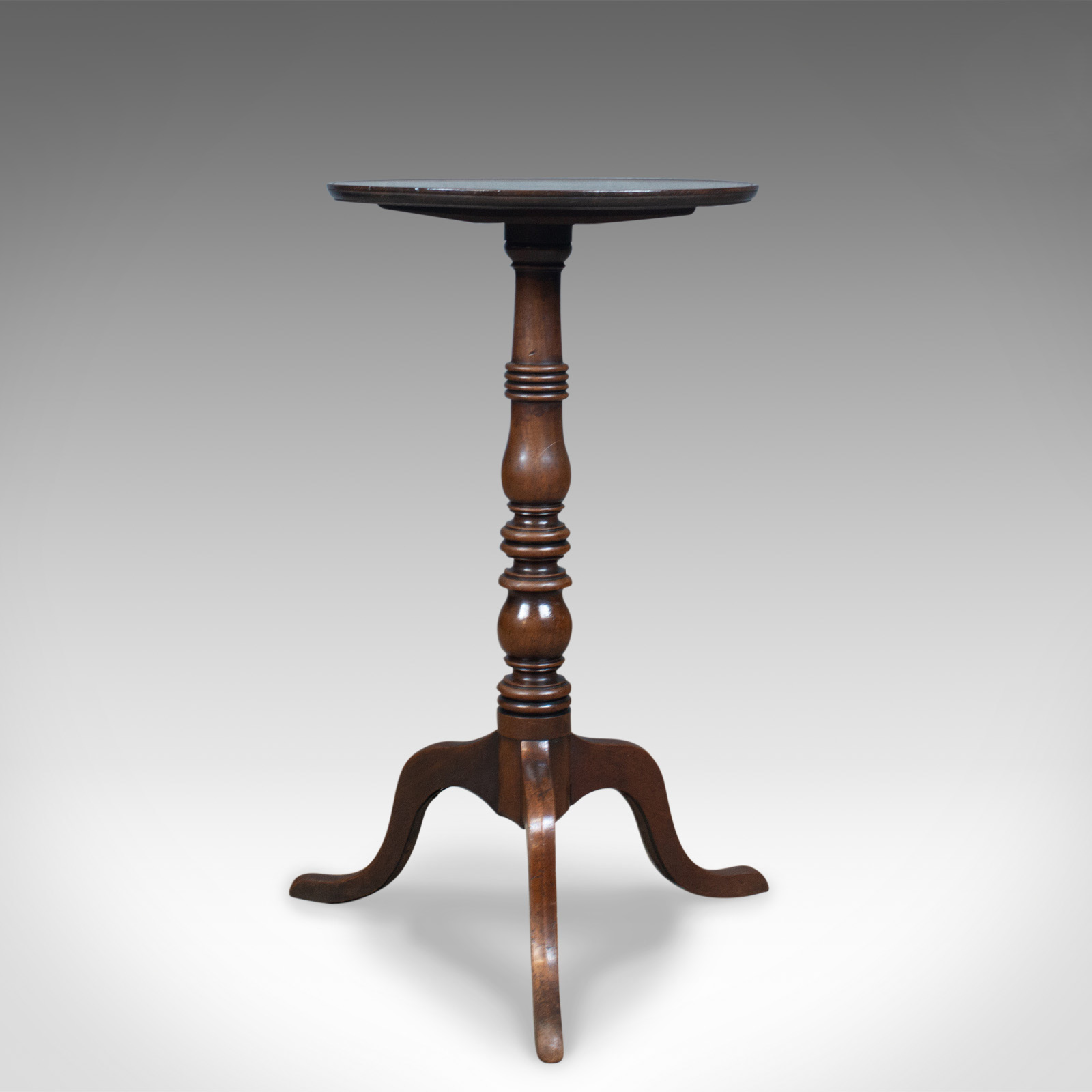 Antique Wine Table, Victorian, Circular, Side, Mahogany c.1840 (1 of 1) Antique Wine Table, Victorian, Circular, Side, Mahogany c.1840 (1 of 1)