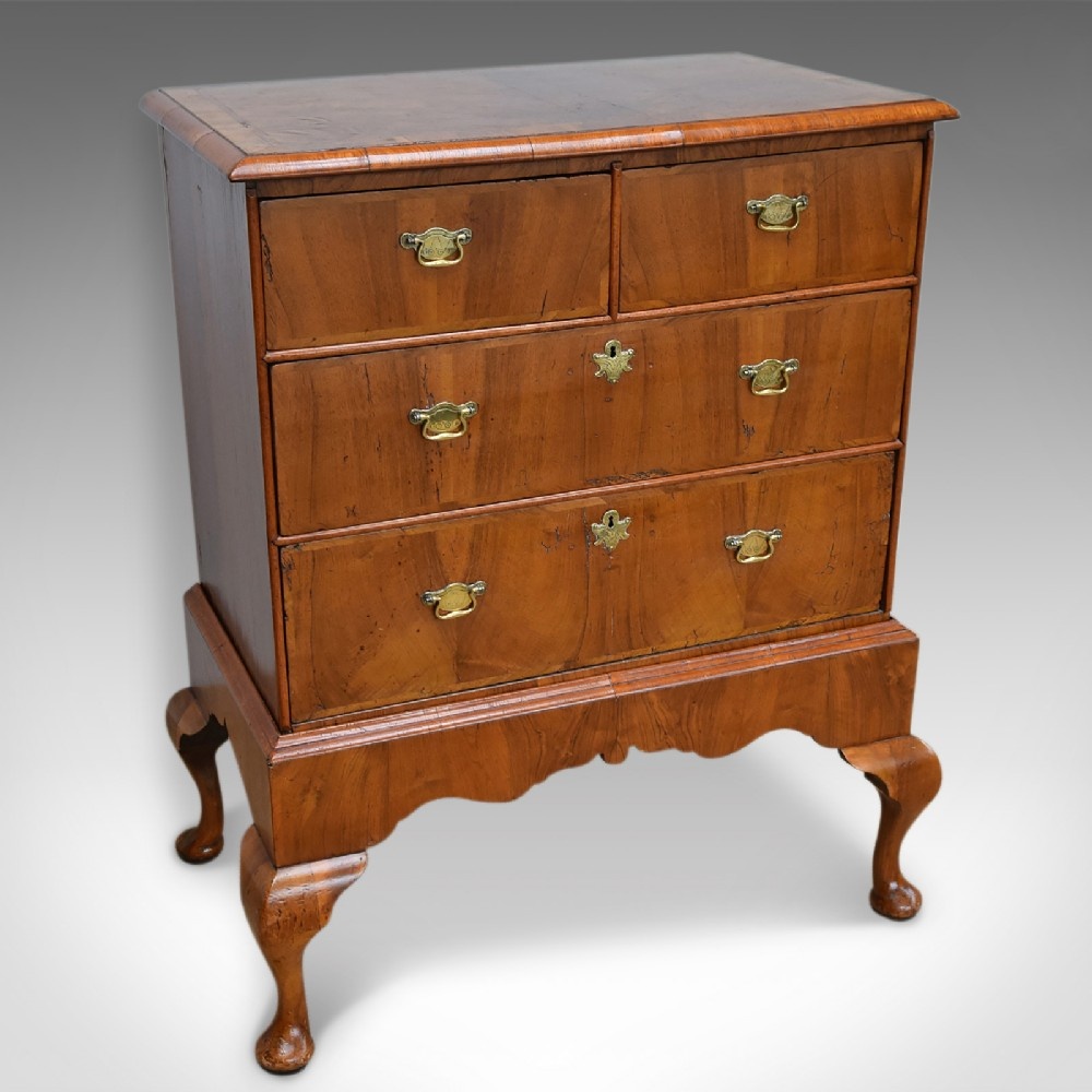 Antique Chest on Stand, Early Georgian Walnut Chest of Drawers c..1720 (1 of 1) Antique Chest on Stand, Early Georgian Walnut Chest of Drawers c..1720 (1 of 1)