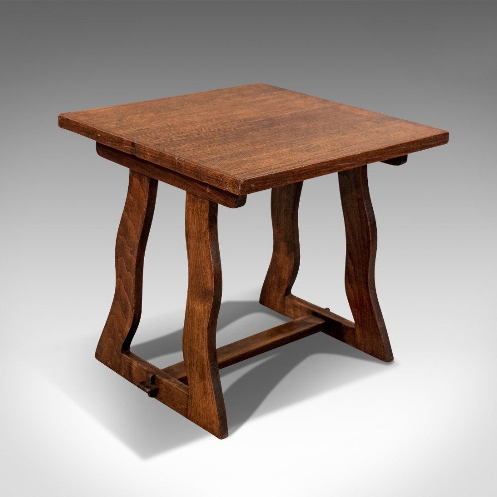 Antique Square Edwardian Oak Side Lamp Table 25" x 25" Arts & Crafts c.1910 (1 of 1) Antique Square Edwardian Oak Side Lamp Table 25" x 25" Arts & Crafts c.1910 (1 of 1)