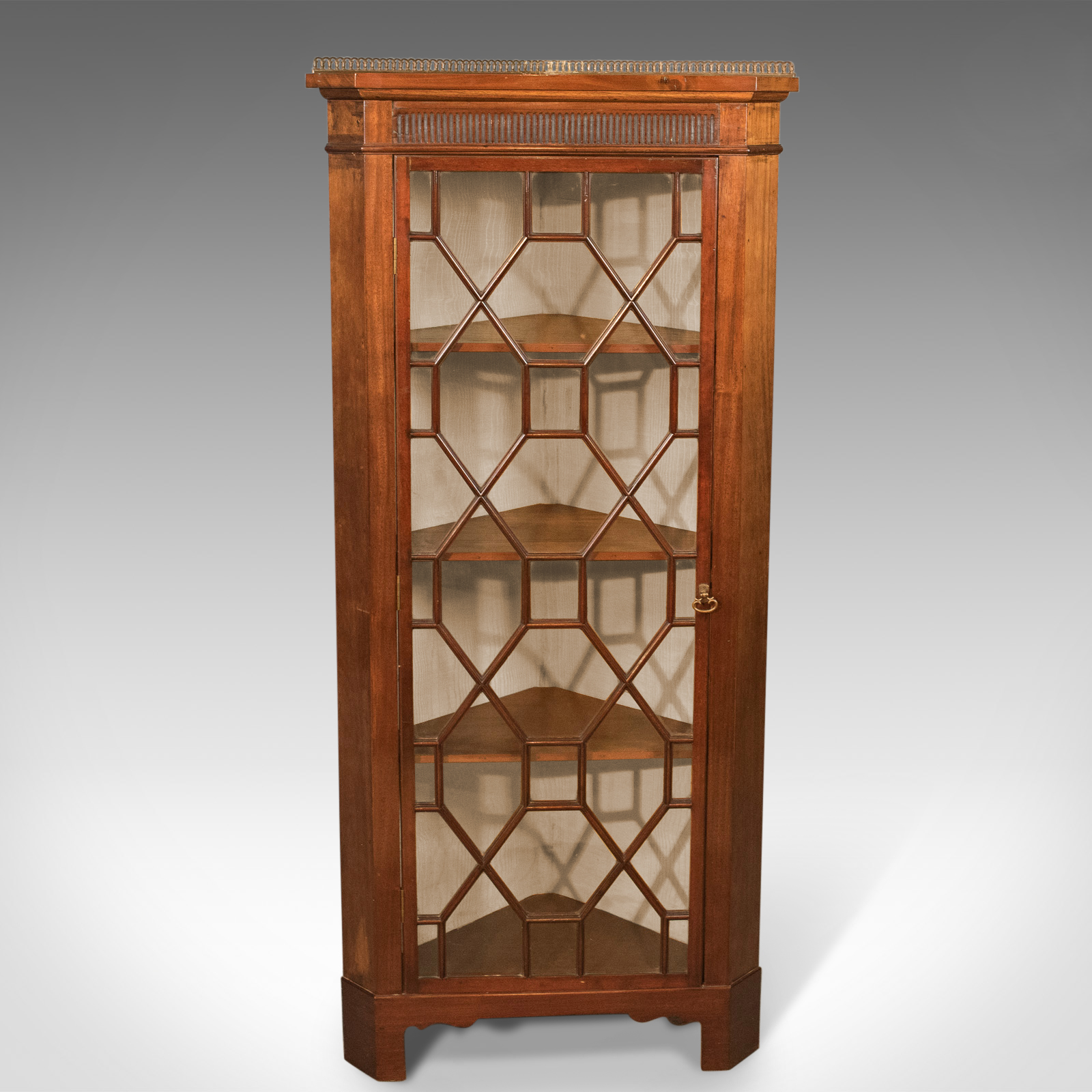 Edwardian Antique Glazed Display Corner Cabinet, English c.1910 (1 of 1) Edwardian Antique Glazed Display Corner Cabinet, English c.1910 (1 of 1)