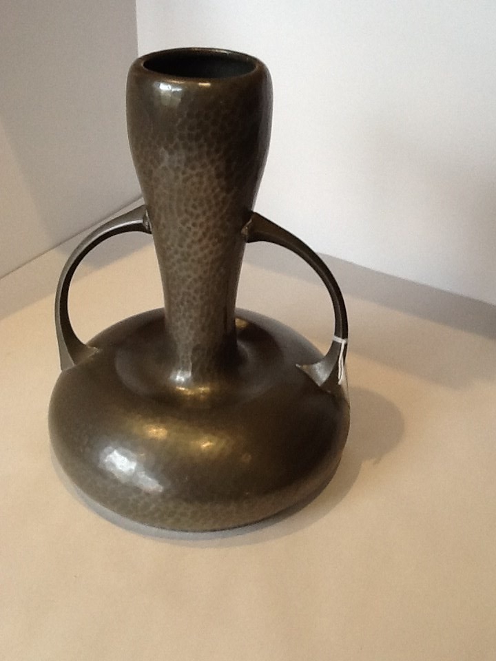 Homelands Pewter Vase (1 of 3) Homelands Pewter Vase (1 of 3)
