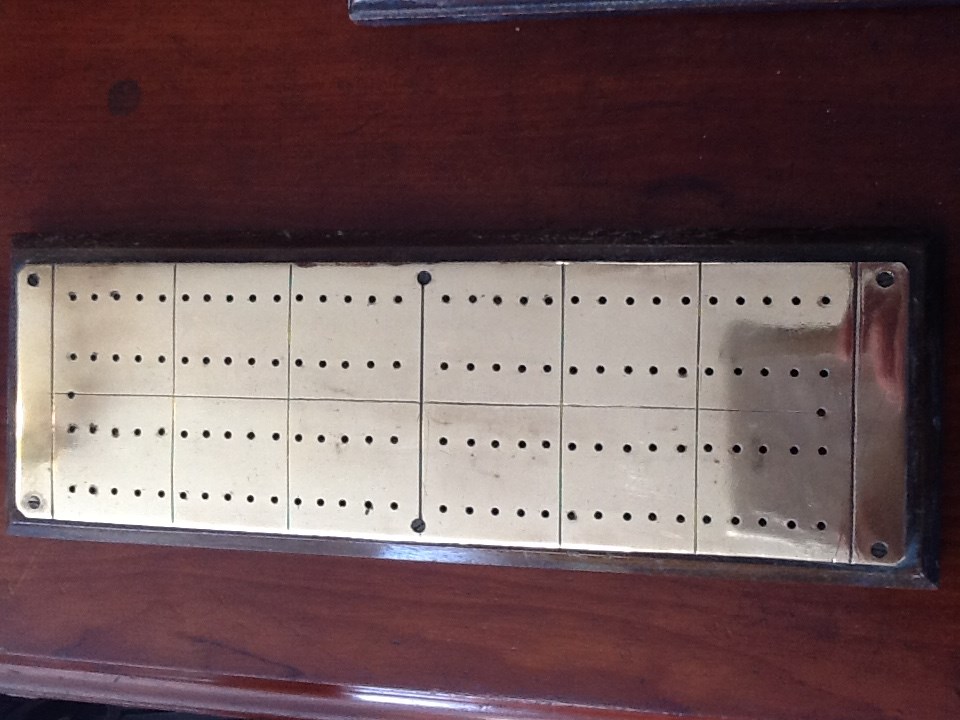 Hand Made Brass & Hardwood Cribbage Board (1 of 2) Hand Made Brass & Hardwood Cribbage Board (1 of 2)