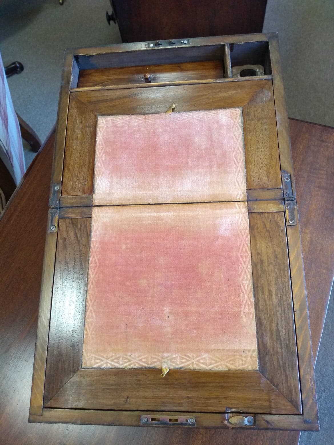 Burr Walnut Writing Slope c.1900 (1 of 10) Burr Walnut Writing Slope c.1900 (1 of 10)