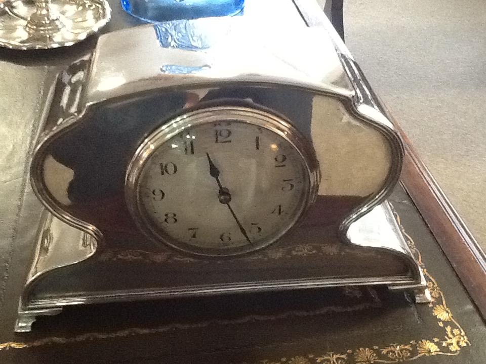 Art Deco Silver Plated Mantel Clock (1 of 1) Art Deco Silver Plated Mantel Clock (1 of 1)