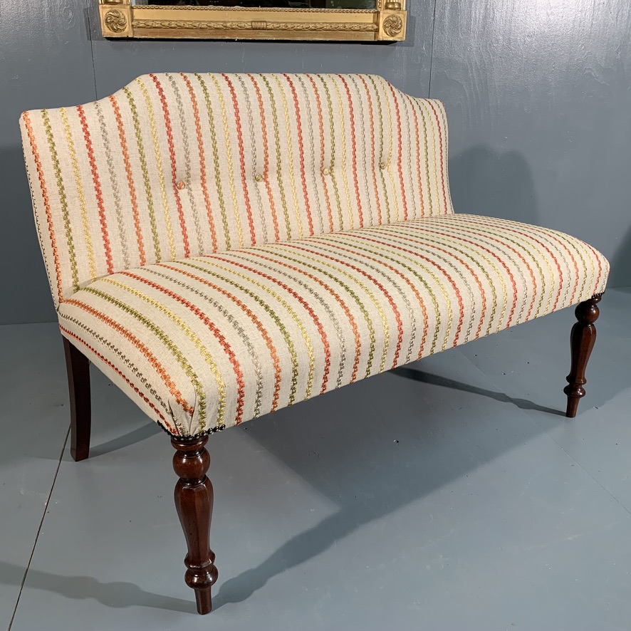 Regency 2 Seater Window Seat with Button Back Uipholstery (1 of 1) Regency 2 Seater Window Seat with Button Back Uipholstery (1 of 1)