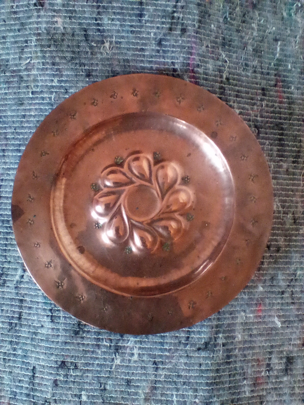 Arts & Crafts Copper Charger (1 of 2) Arts & Crafts Copper Charger (1 of 2)