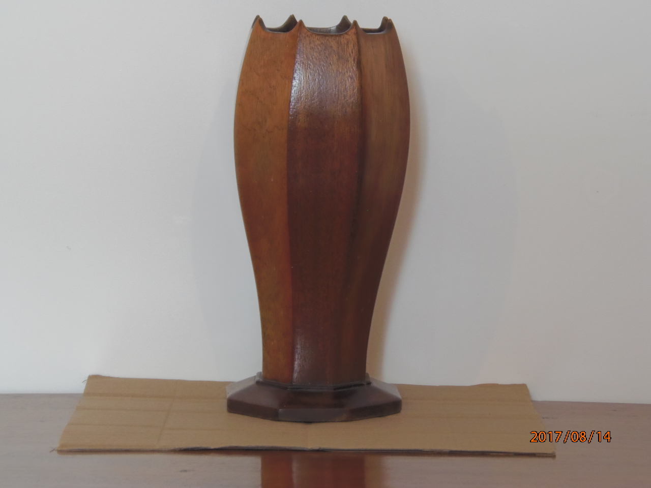 Hugh Birkett Walnut Vase (1 of 10)