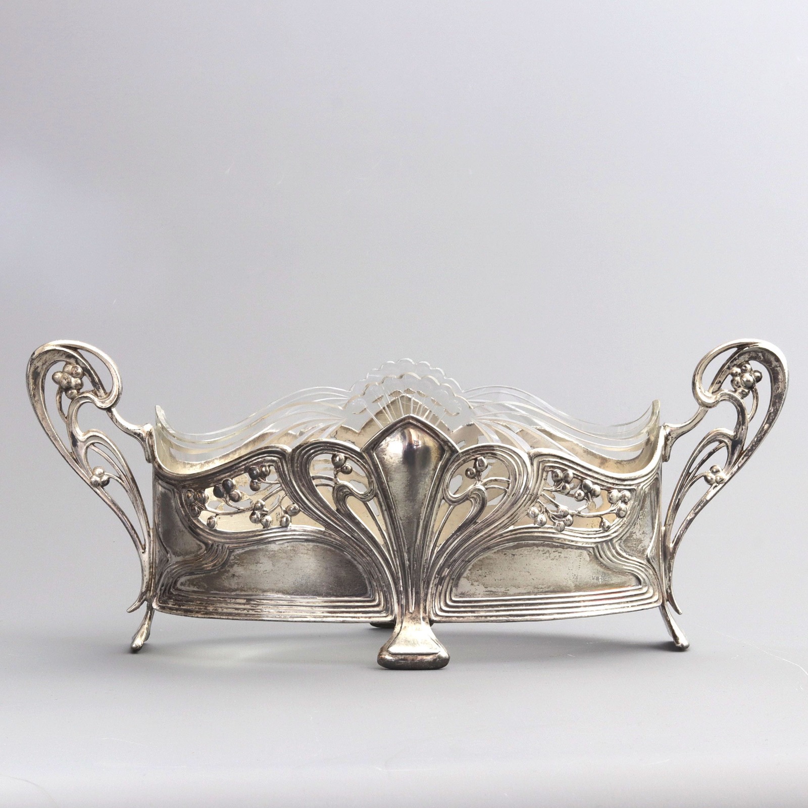 WMF Oval Centrepiece with Shaped Glass Liner c.1915 (1 of 10)