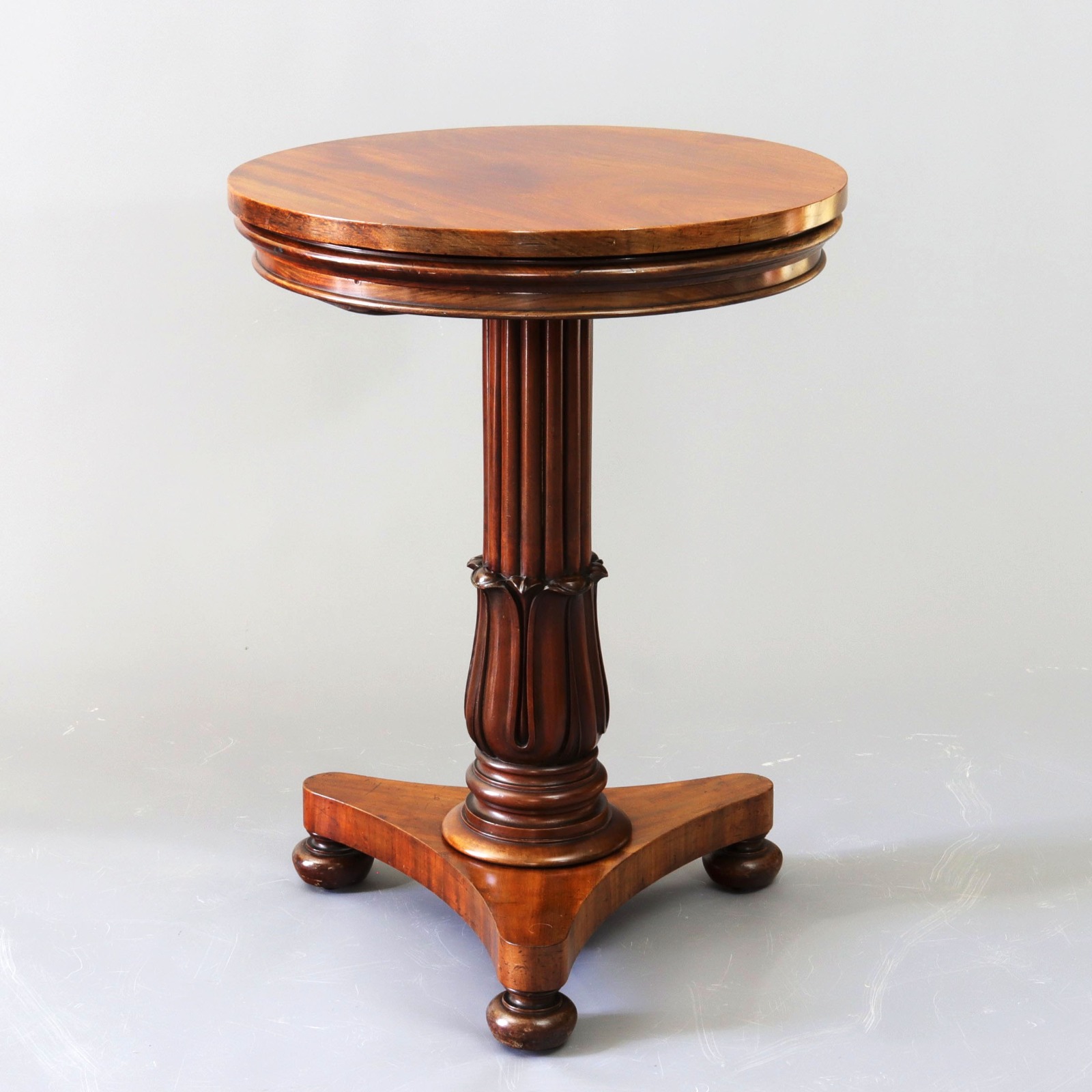 William IV Mahogany Metamorphic Side Table / Three Tier Dumbwaiter c.1835 (1 of 6)
