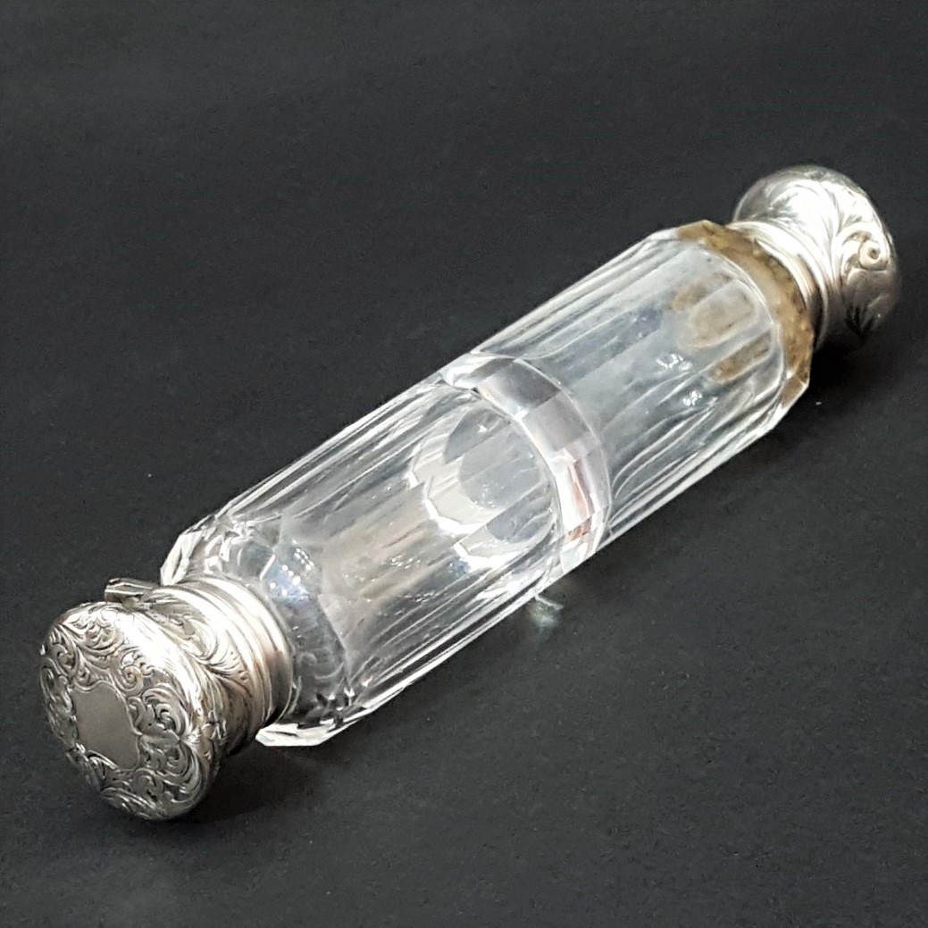 Victorian Double-Ended Scent Bottle (1 of 6)