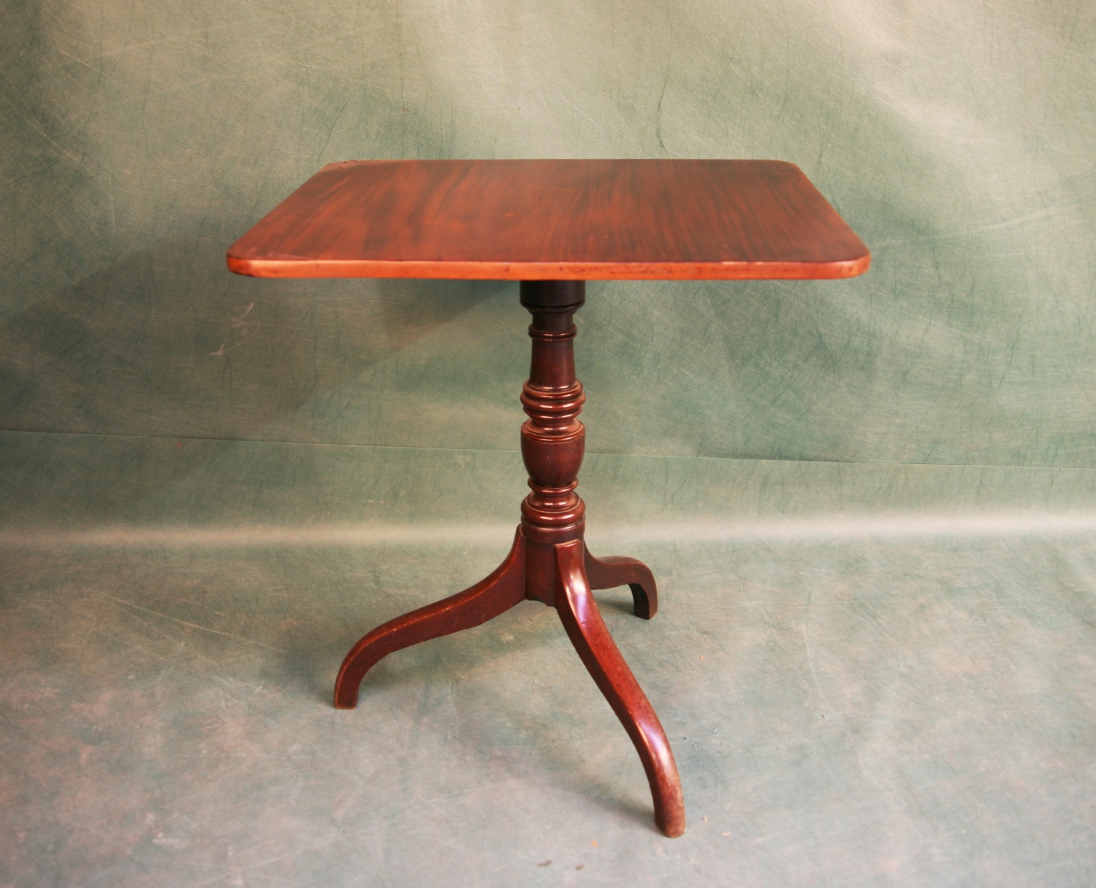 George III Small Mahogany Tilt Top Table (1 of 6)