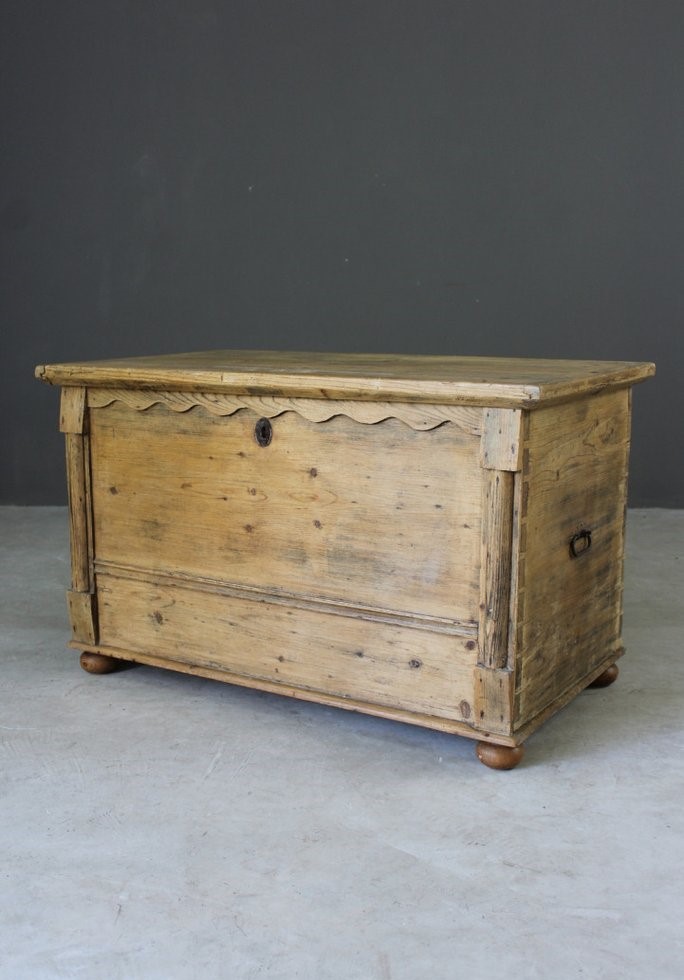 Antique Pine Hinged Lid Box (1 of 1) Antique Pine Hinged Lid Box (1 of 1)