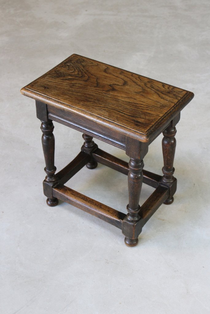 Antique Oak Joint Stool. (1 of 1) Antique Oak Joint Stool. (1 of 1)