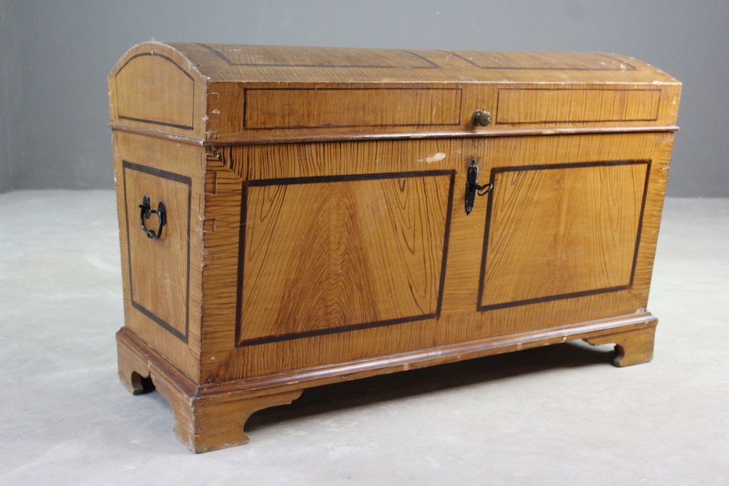 Painted Pine Effect Dome Top Trunk (1 of 12)