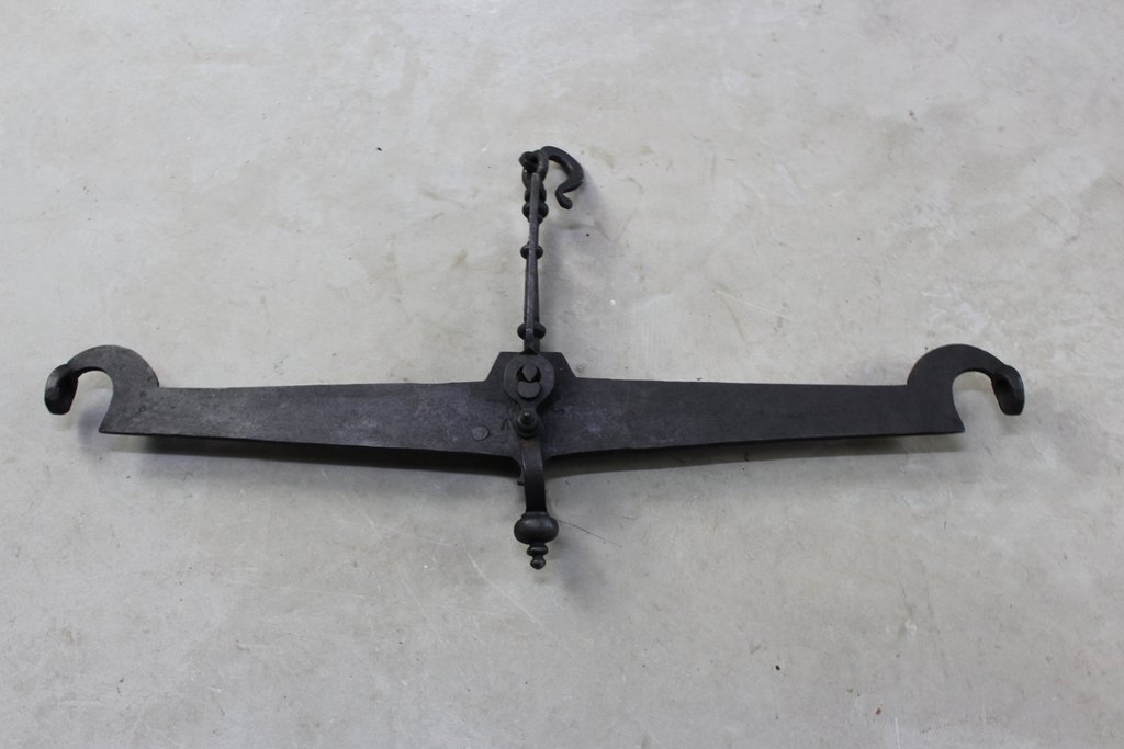 Large Avery Cast Iron Balance Scales (1 of 9)
