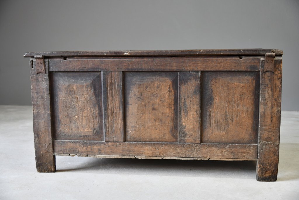 18th Century Oak Coffer (1 of 12) 18th Century Oak Coffer (1 of 12)