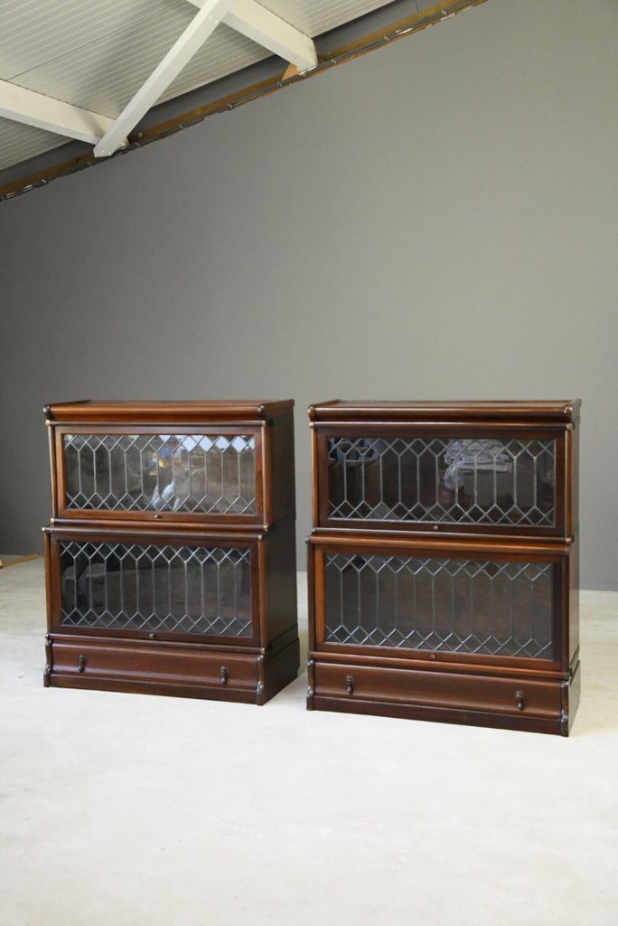 Pair of Globe Wernicke Lead Glazed Bookcase (1 of 1) Pair of Globe Wernicke Lead Glazed Bookcase (1 of 1)