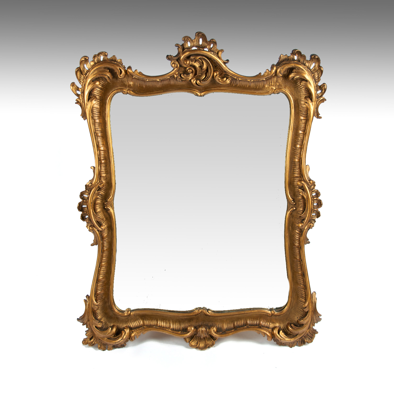 Finely Carved Giltwood 19th Century Mirror (1 of 1) Finely Carved Giltwood 19th Century Mirror (1 of 1)