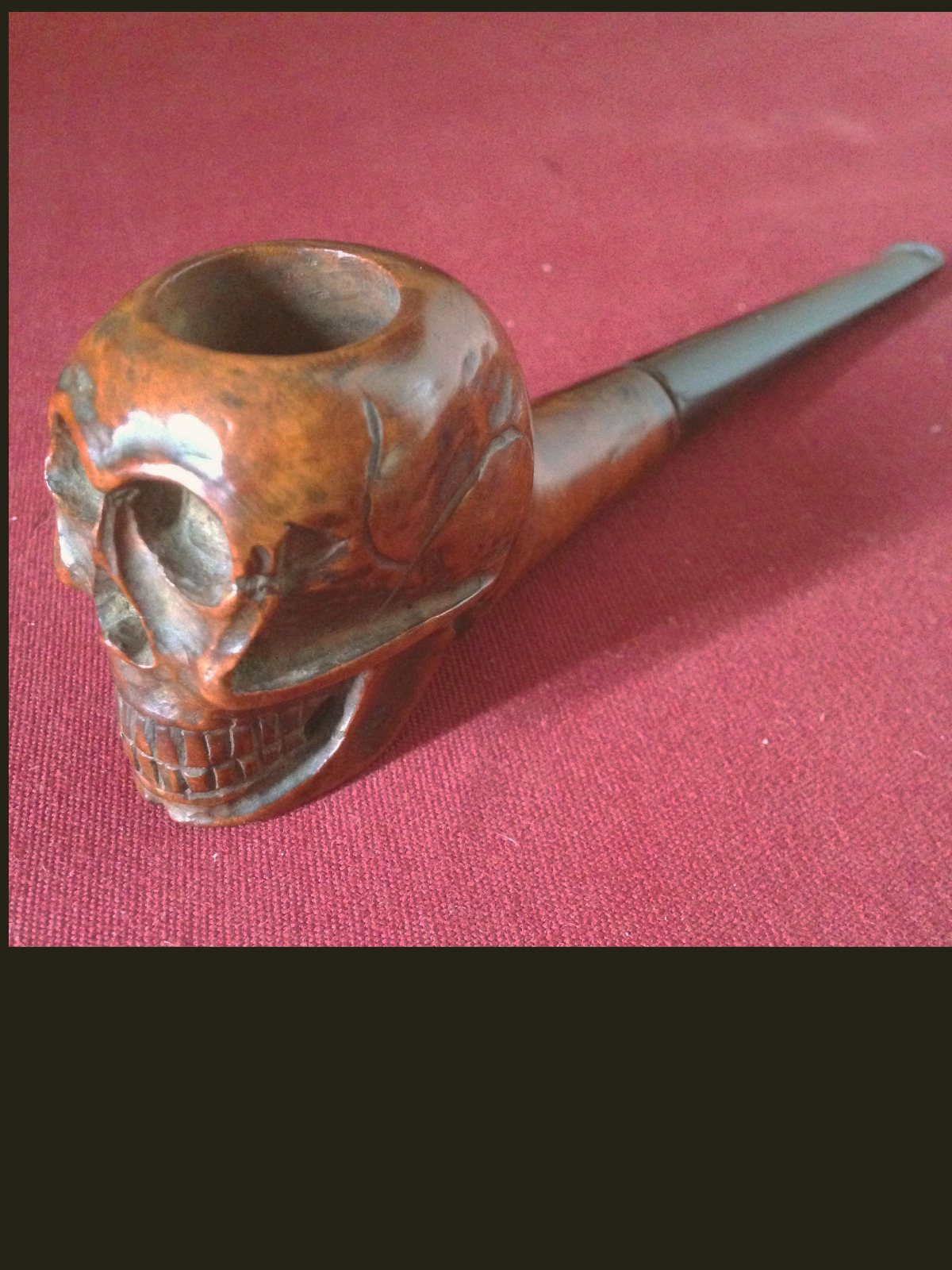Carved Skull Pipe (1 of 1) Carved Skull Pipe (1 of 1)