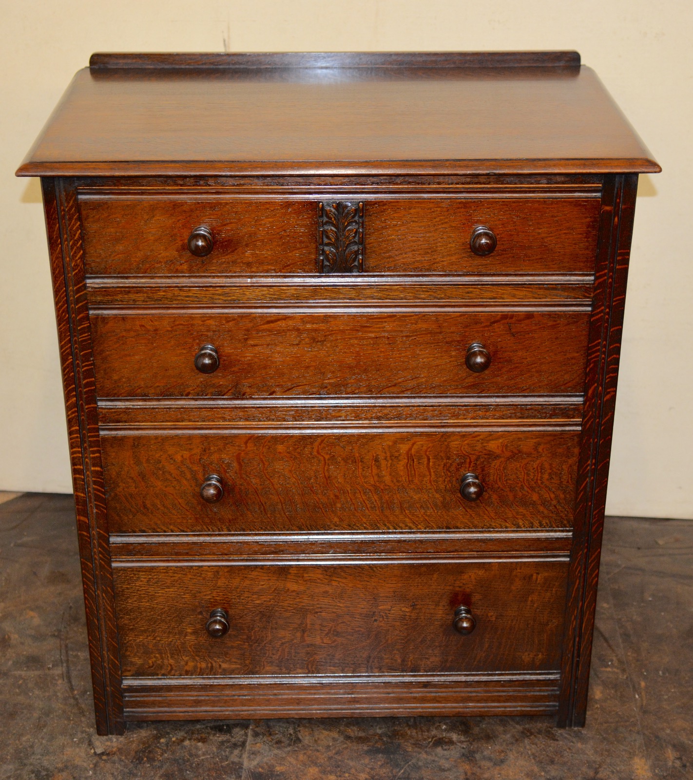 Oak 4 Drawer Chest c.1930 553160 / LA108339