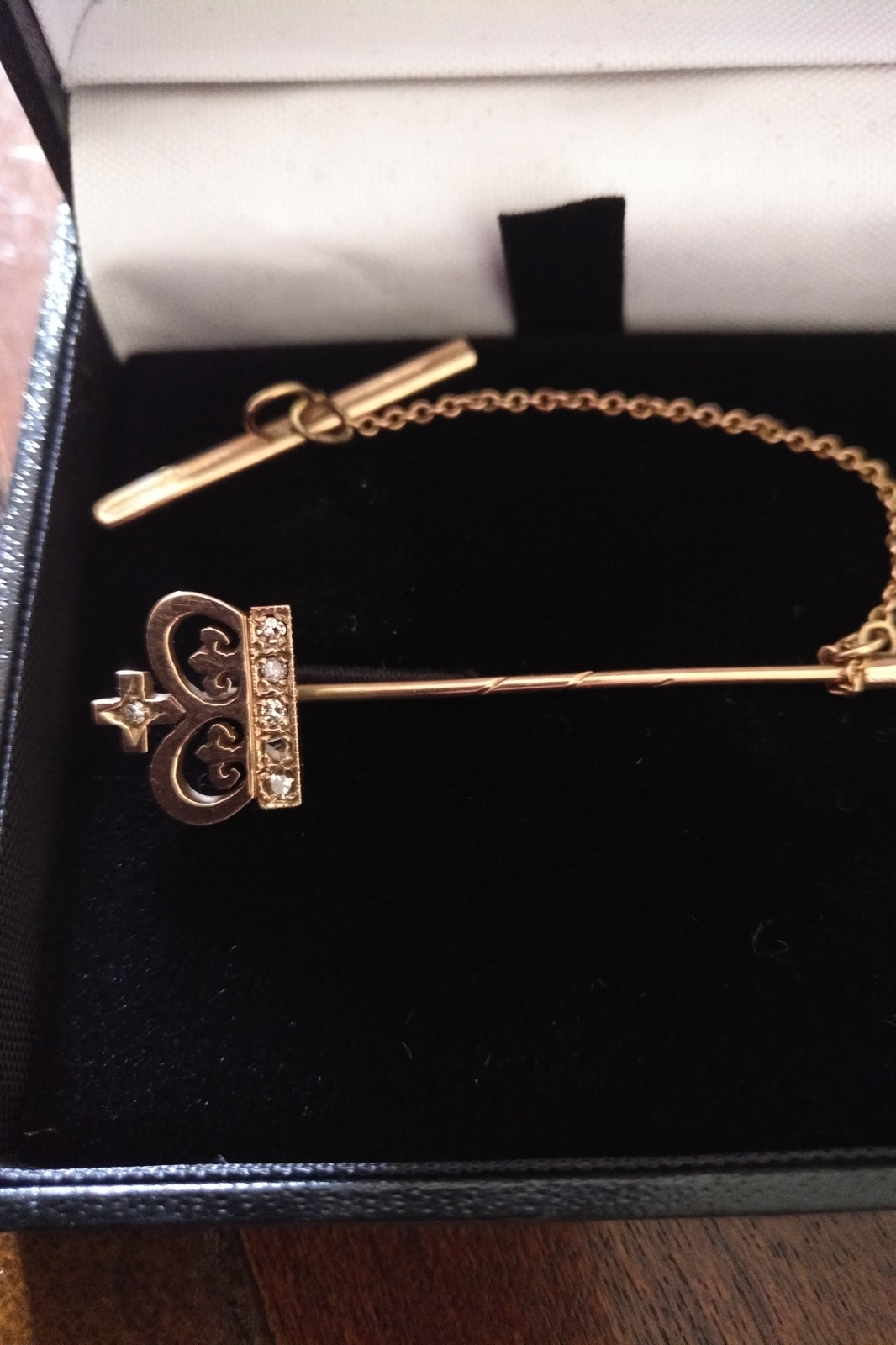 9ct Gold Stick Pin c.1900 (1 of 3)