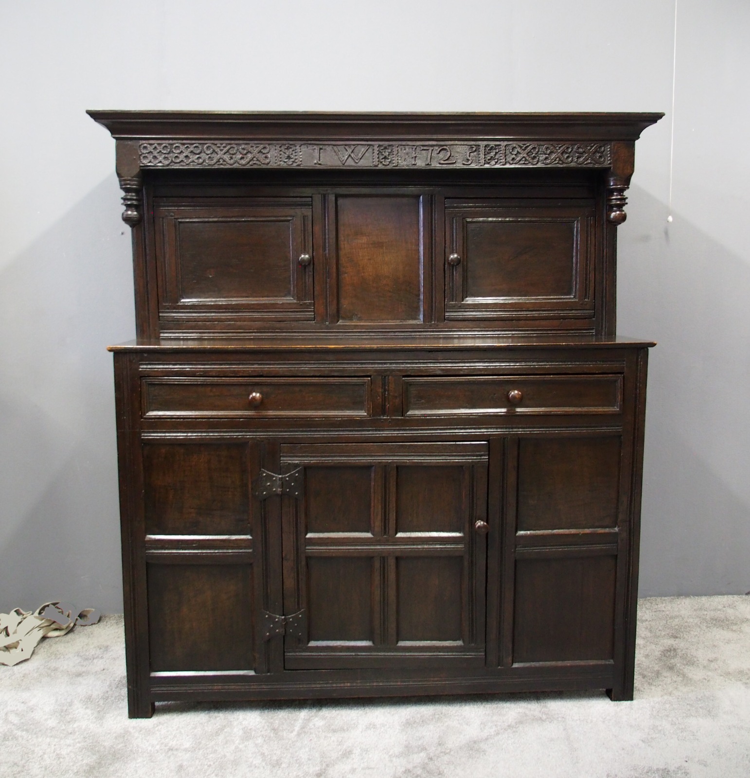 18th Century Northern English Oak Cupboard (1 of 1) 18th Century Northern English Oak Cupboard (1 of 1)