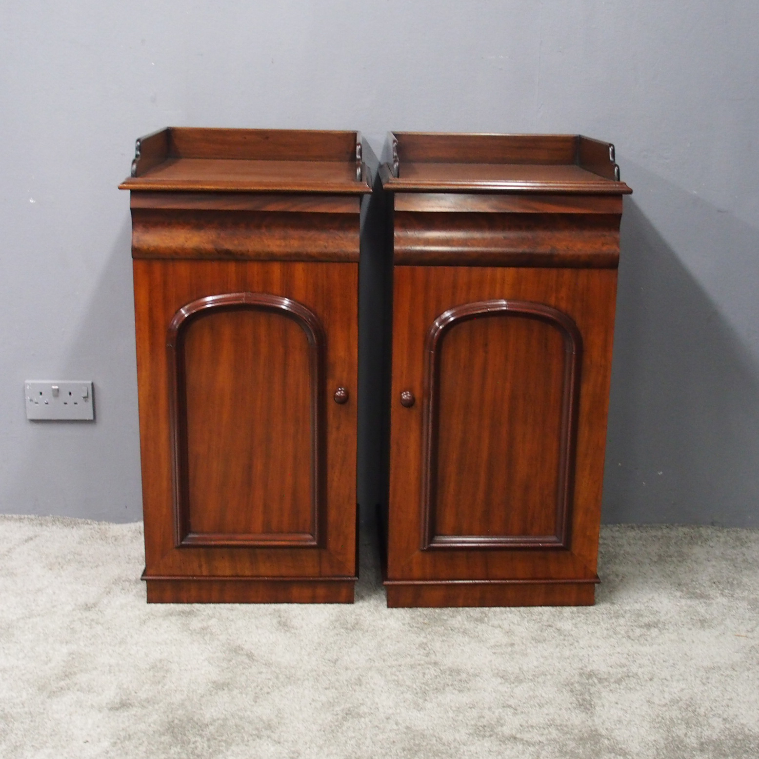 Pair of Victorian Mahogany & Pine Bedsides (1 of 1) Pair of Victorian Mahogany & Pine Bedsides (1 of 1)