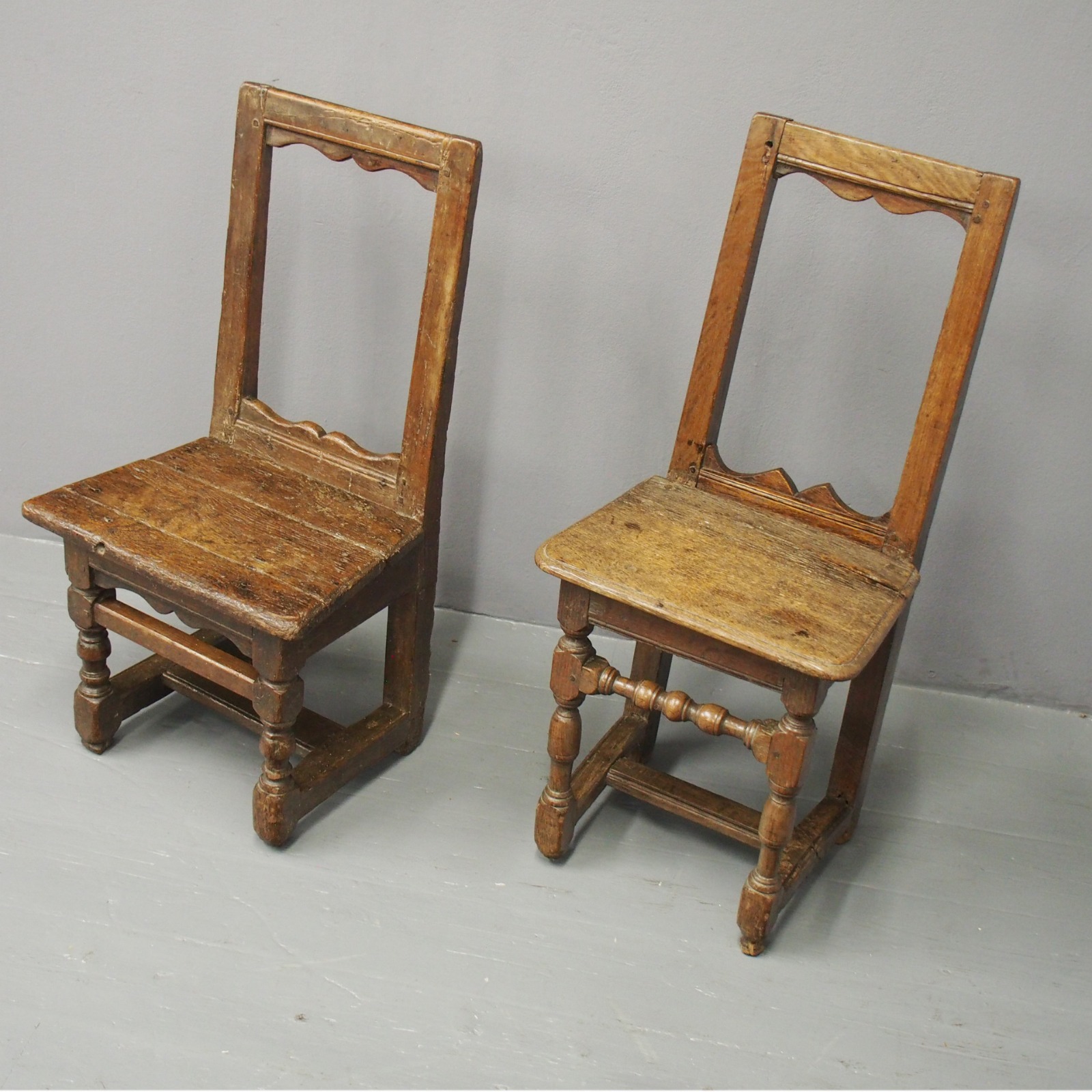 Pair of French Oak Nuns / Praying Chairs c.1630 (1 of 14)