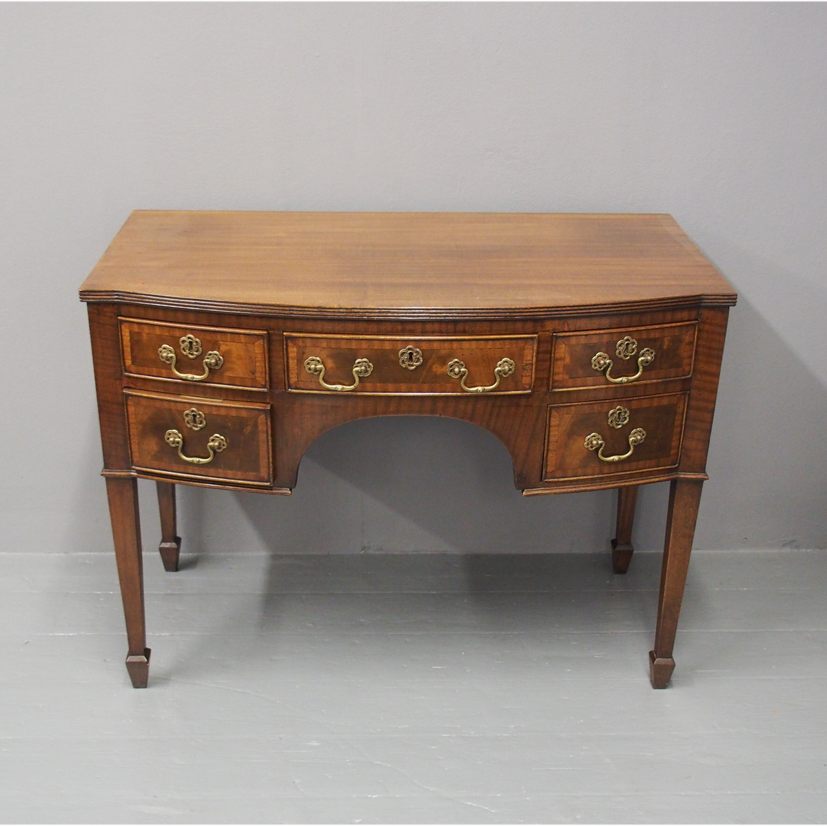 George III Style Mahogany Bowfront Side Table c.1910 (1 of 1) George III Style Mahogany Bowfront Side Table c.1910 (1 of 1)