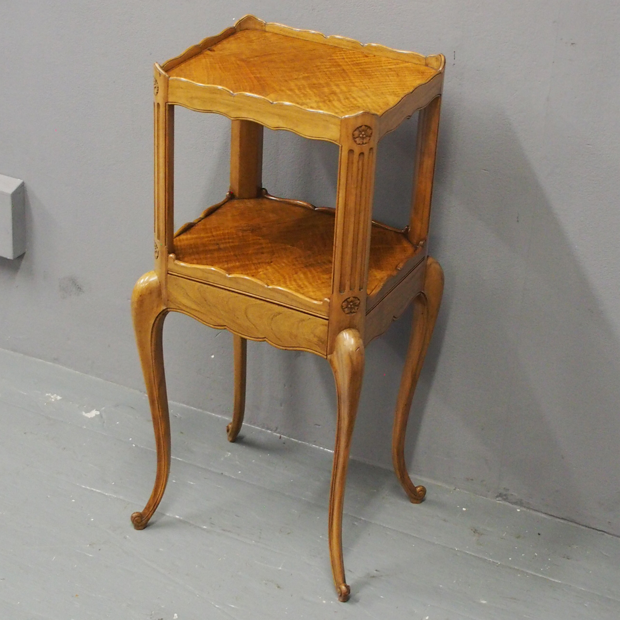 Occasional Table by Morison & Co c.1920 (1 of 12) Occasional Table by Morison & Co c.1920 (1 of 12)