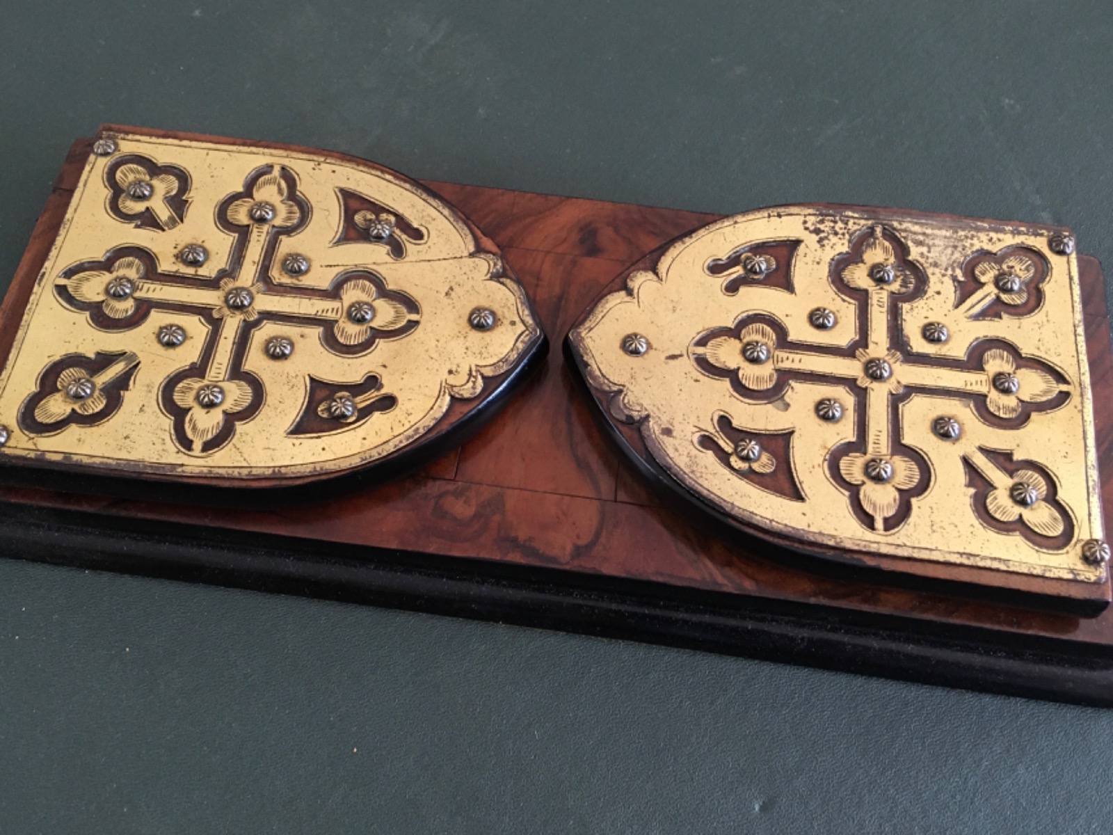 Walnut Extending Book Rest c.1880 (1 of 7)