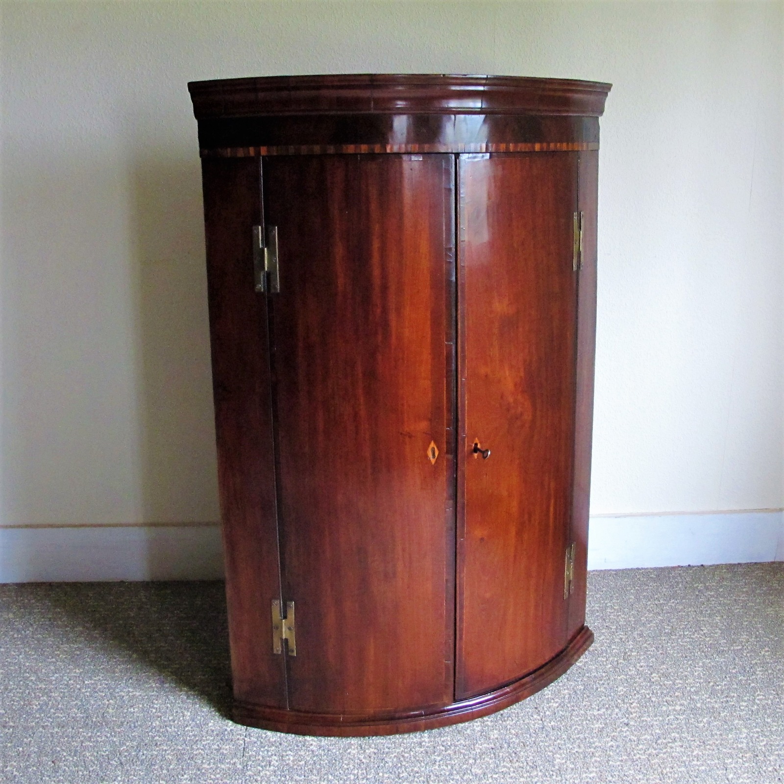 Mahogany Bow Front Hanging Corner Cupboard (1 of 2)