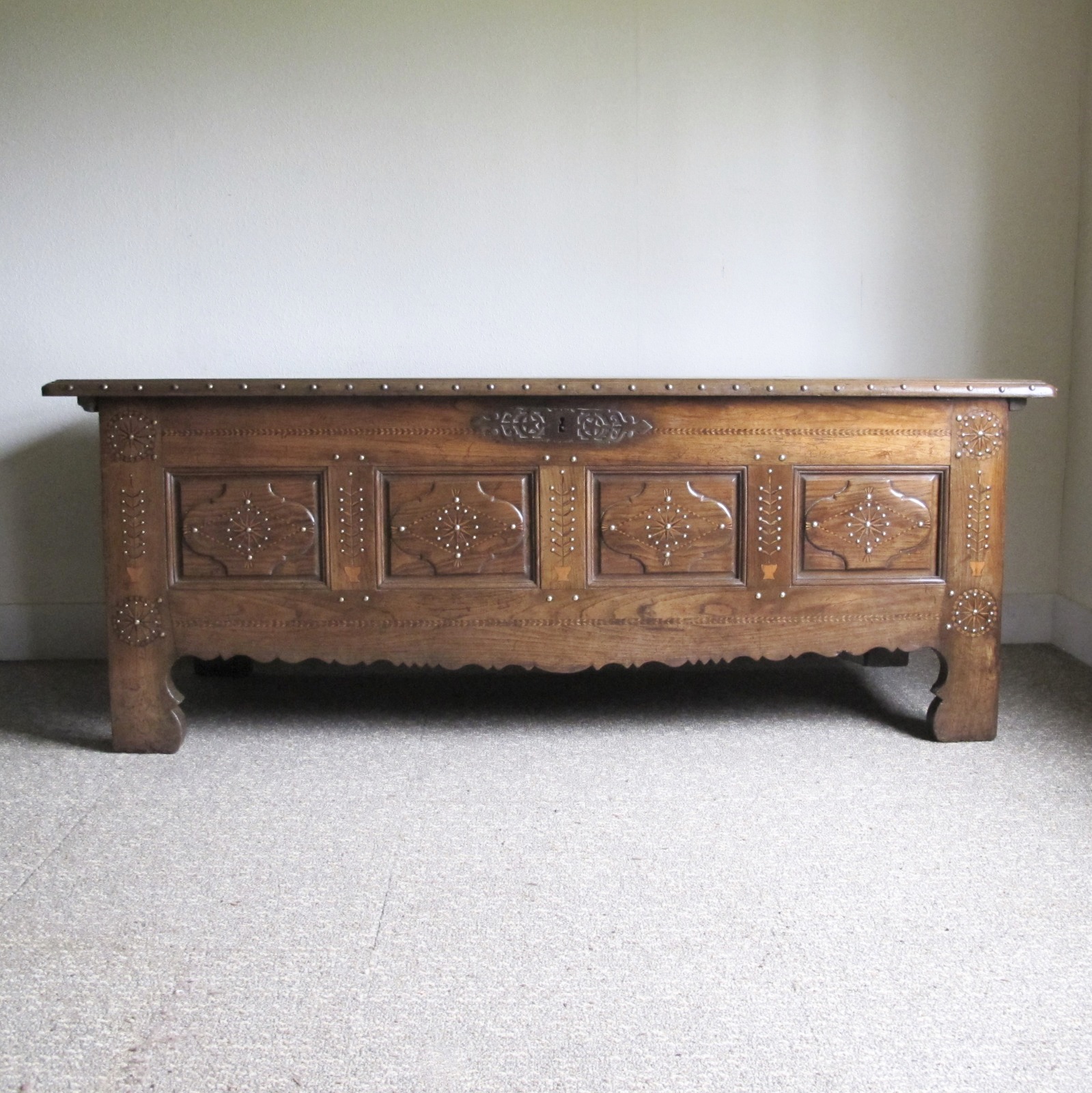 Chestnut Coffer c.1790 (1 of 5) Chestnut Coffer c.1790 (1 of 5)