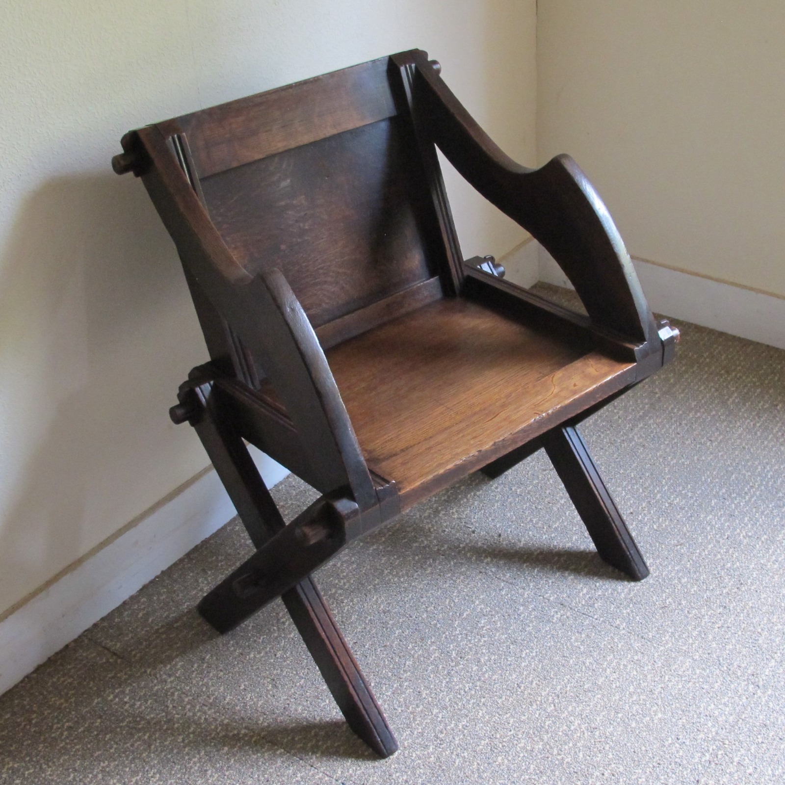 Oak Glastonbury Chair c.1880 (1 of 7)