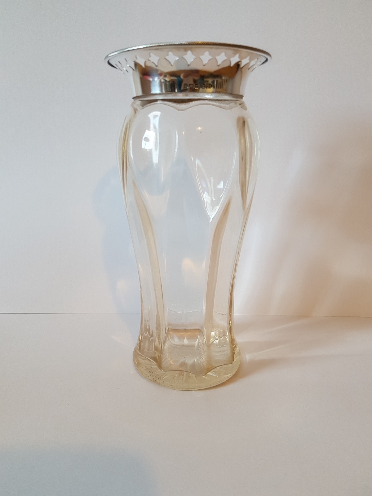 Antique Glass Vase with Silver Rim 008 / LA89279