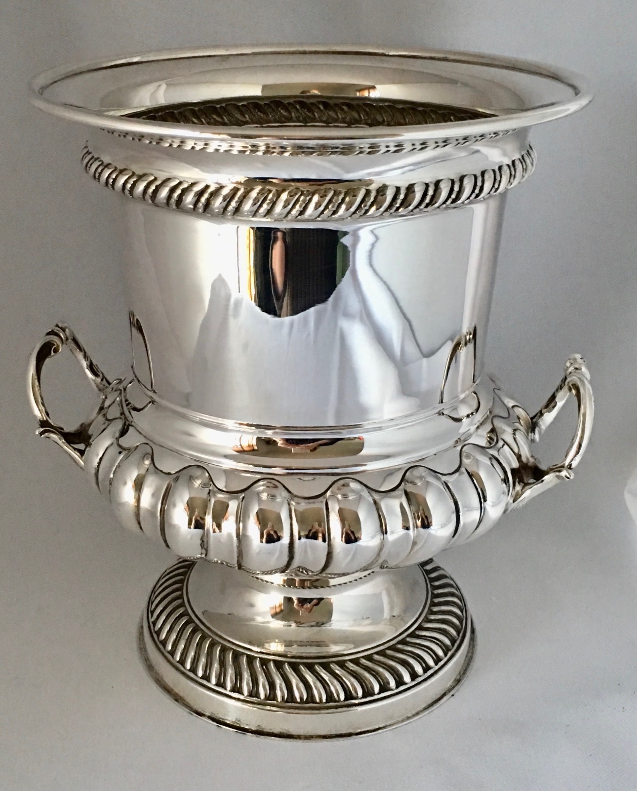 Silver Plated Campana Wine Cooler 7986 / LA129422