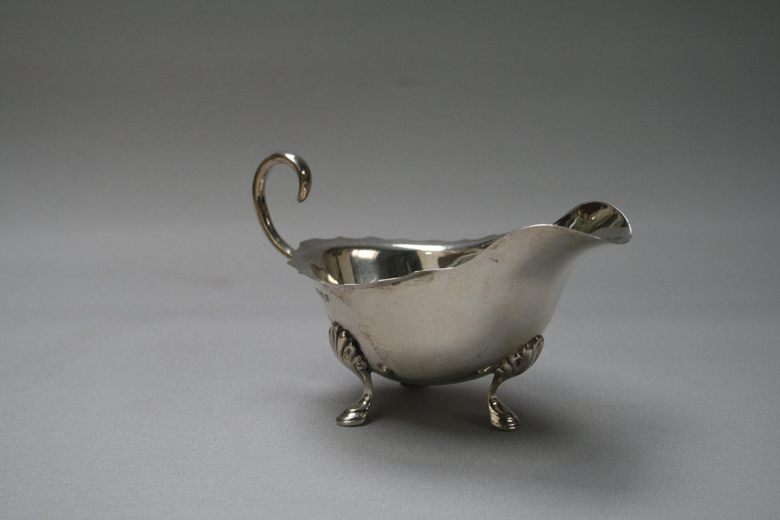 Silver Sauce Boat 1906 (1 of 1)