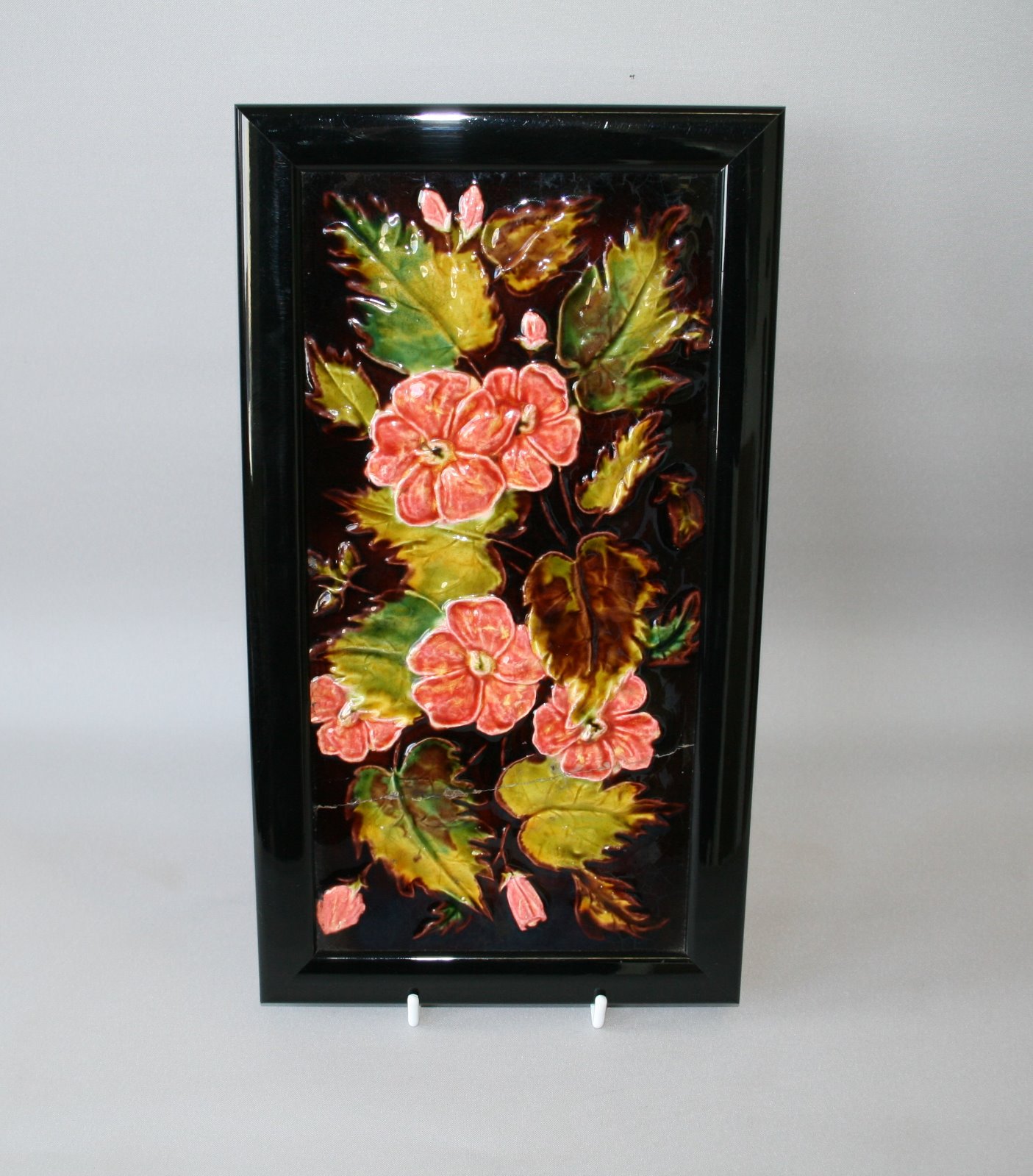 Rare Antique Floral Majolica Tile Manufactured by Godwin & Hewitt c.1890 (1 of 1) Rare Antique Floral Majolica Tile Manufactured by Godwin & Hewitt c.1890 (1 of 1)