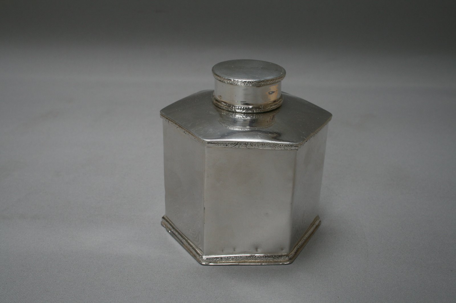 Silver Plated Victorian Hexagonal Tea Caddy (1 of 3)