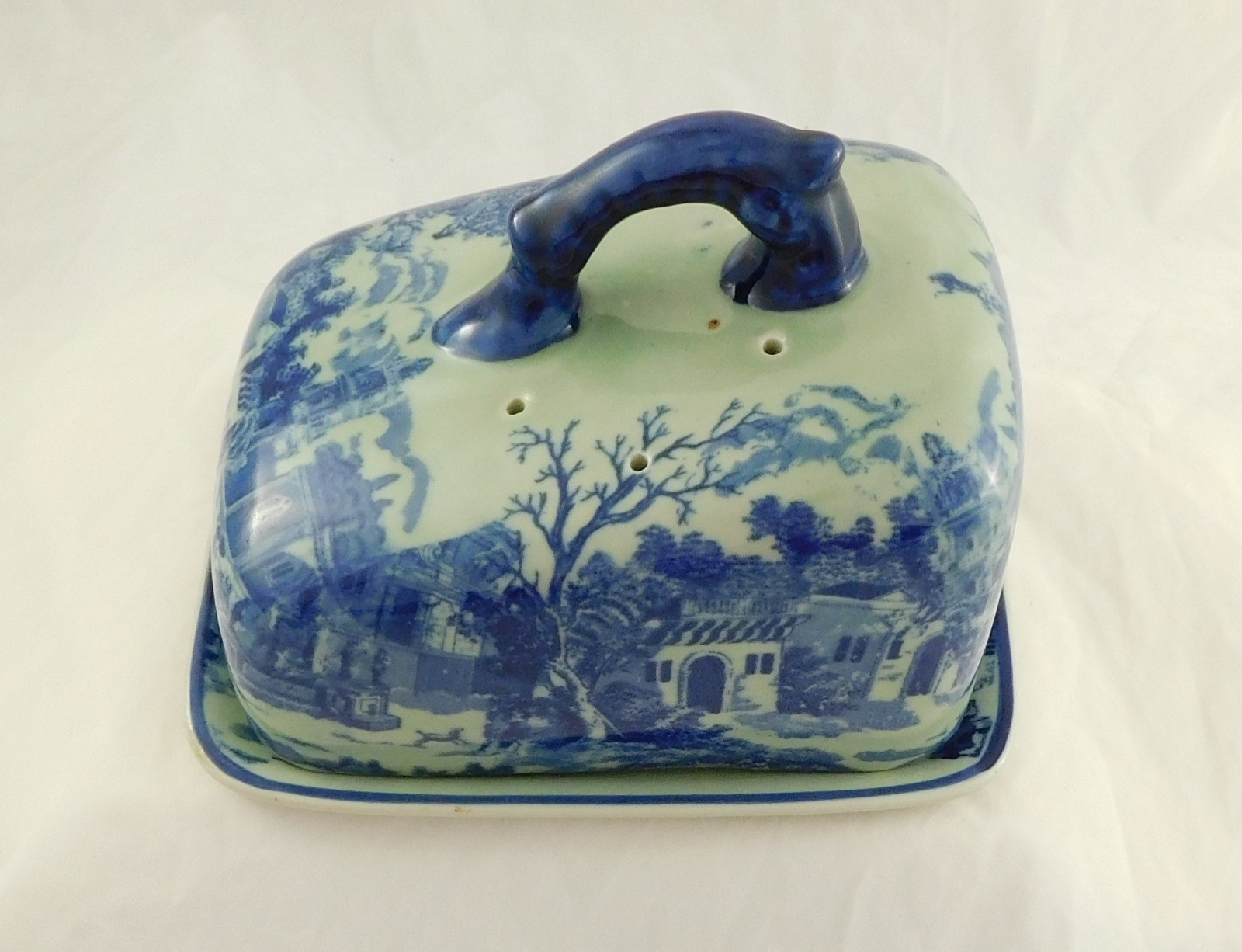 19th Century Staffordshire Ironstone Cheese Dish 10135 / LA113584