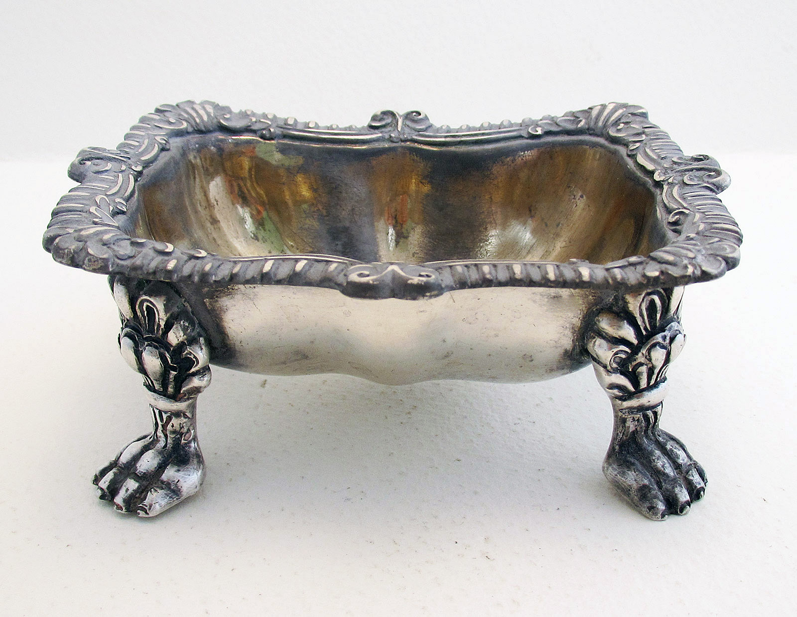 Heavy Scottish Antique (1896) Solid Britannia Silver Hallmarked Large Salt Dish Cellar. 19Th-Century. Thomas Smith & Son Edinburgh. (1 of 1) Heavy Scottish Antique (1896) Solid Britannia Silver Hallmarked Large Salt Dish Cellar. 19Th-Century. Thomas Smith & Son Edinburgh. (1 of 1)
