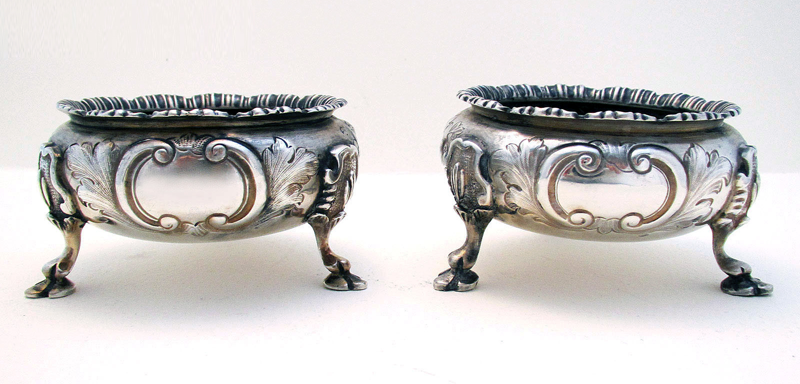 Antique Victorian Large Pair 183g Solid Sterling Silver English Hallmarked Salt Footed Cellars / Dishes 1862 (1 of 1) Antique Victorian Large Pair 183g Solid Sterling Silver English Hallmarked Salt Footed Cellars / Dishes 1862 (1 of 1)