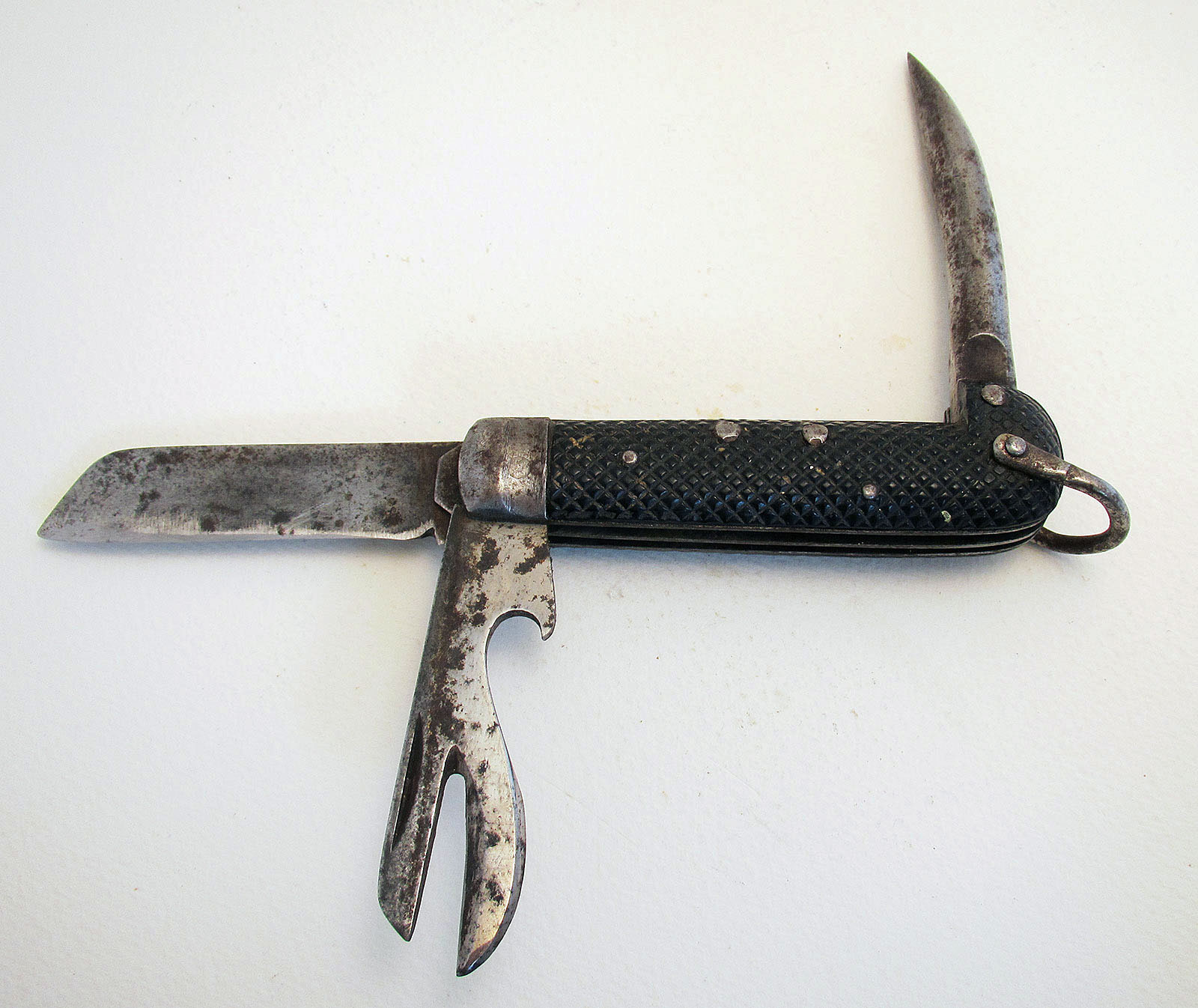 World War 2 WWII British Army Military Vintage Folding Clasp Knife. Marlin Spike. Stamped Richards Sheffield (1 of 1) World War 2 WWII British Army Military Vintage Folding Clasp Knife. Marlin Spike. Stamped Richards Sheffield (1 of 1)