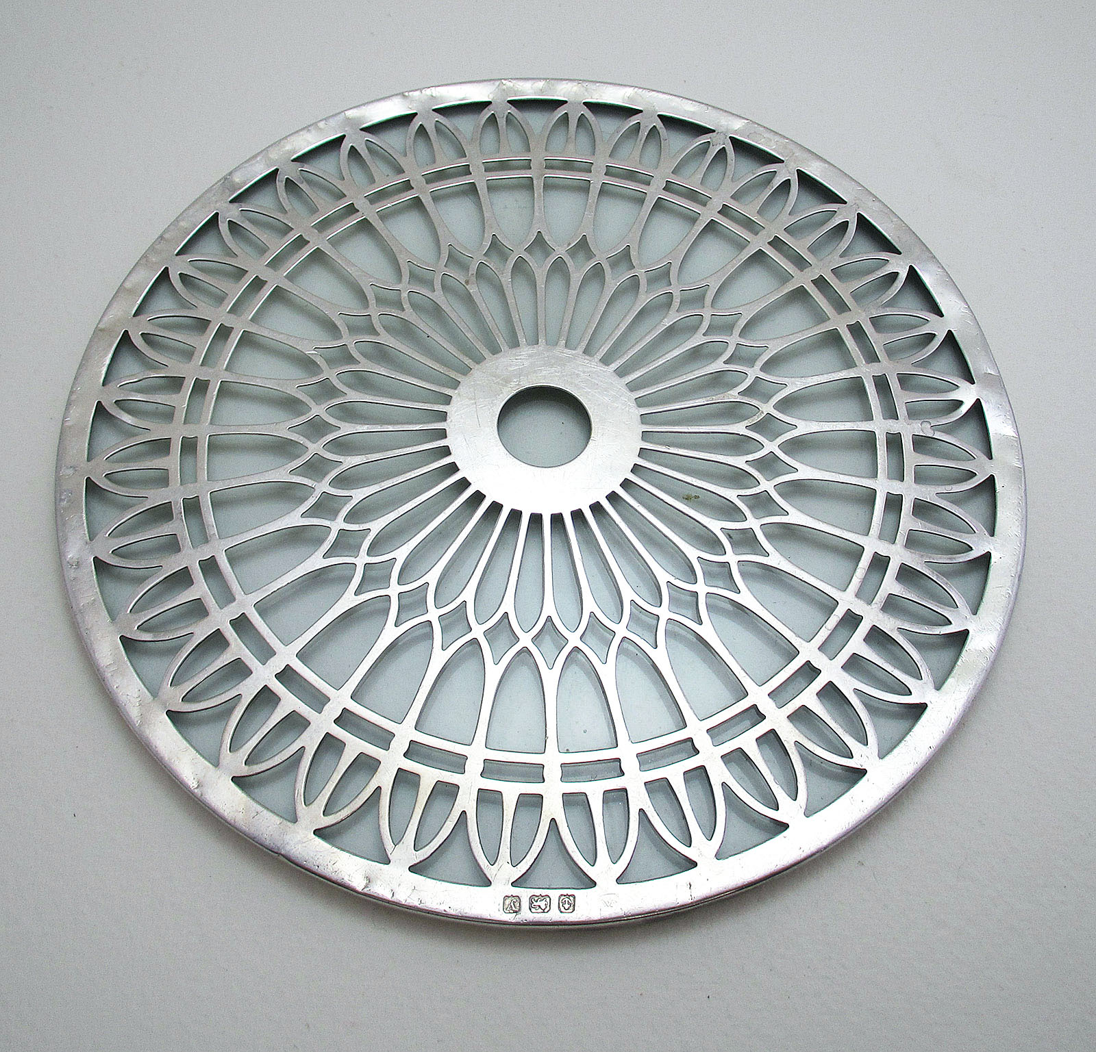 Solid Sterling Silver Mounted & Glass Teapot Stand Coaster Trivet 1923 (1 of 1) Solid Sterling Silver Mounted & Glass Teapot Stand Coaster Trivet 1923 (1 of 1)