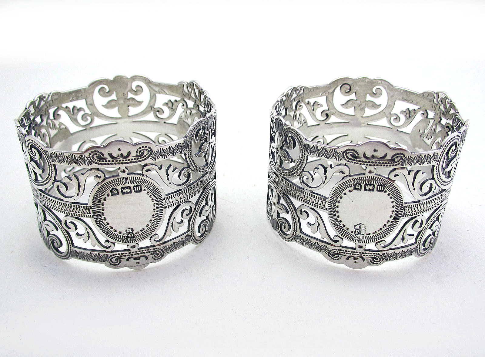 Pair of Antique Edwardian Solid Sterling Silver Pierced Open Work Serviette Napkin Rings. Provincial English Hallmarked Bristol 1907 (1 of 1) Pair of Antique Edwardian Solid Sterling Silver Pierced Open Work Serviette Napkin Rings. Provincial English Hallmarked Bristol 1907 (1 of 1)