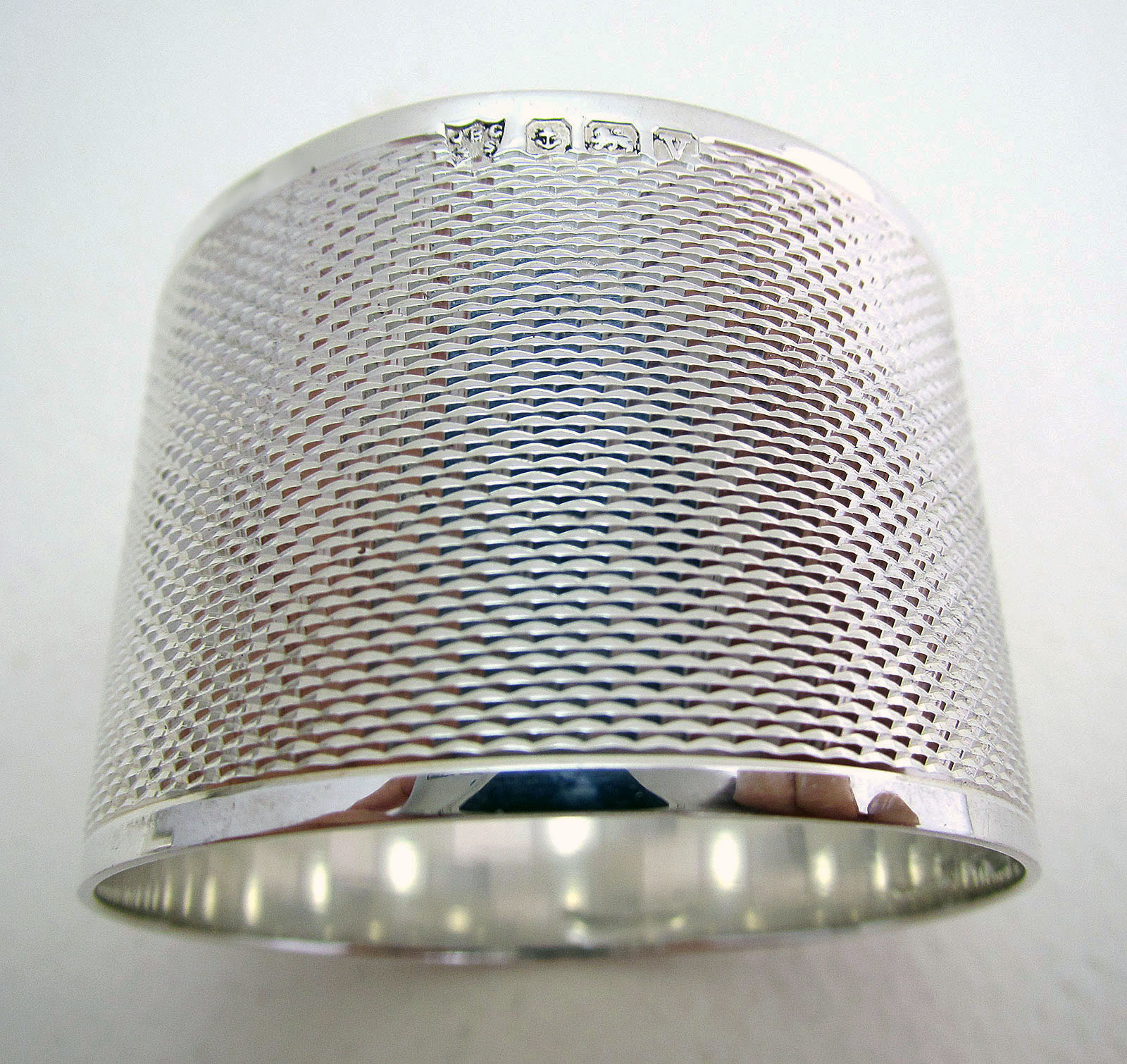 Vintage Solid Sterling Silver Serviette Napkin Ring, Art Deco. English-Birmingham Hallmarked. Guilloche Engine-Turned. (1 of 1) Vintage Solid Sterling Silver Serviette Napkin Ring, Art Deco. English-Birmingham Hallmarked. Guilloche Engine-Turned. (1 of 1)