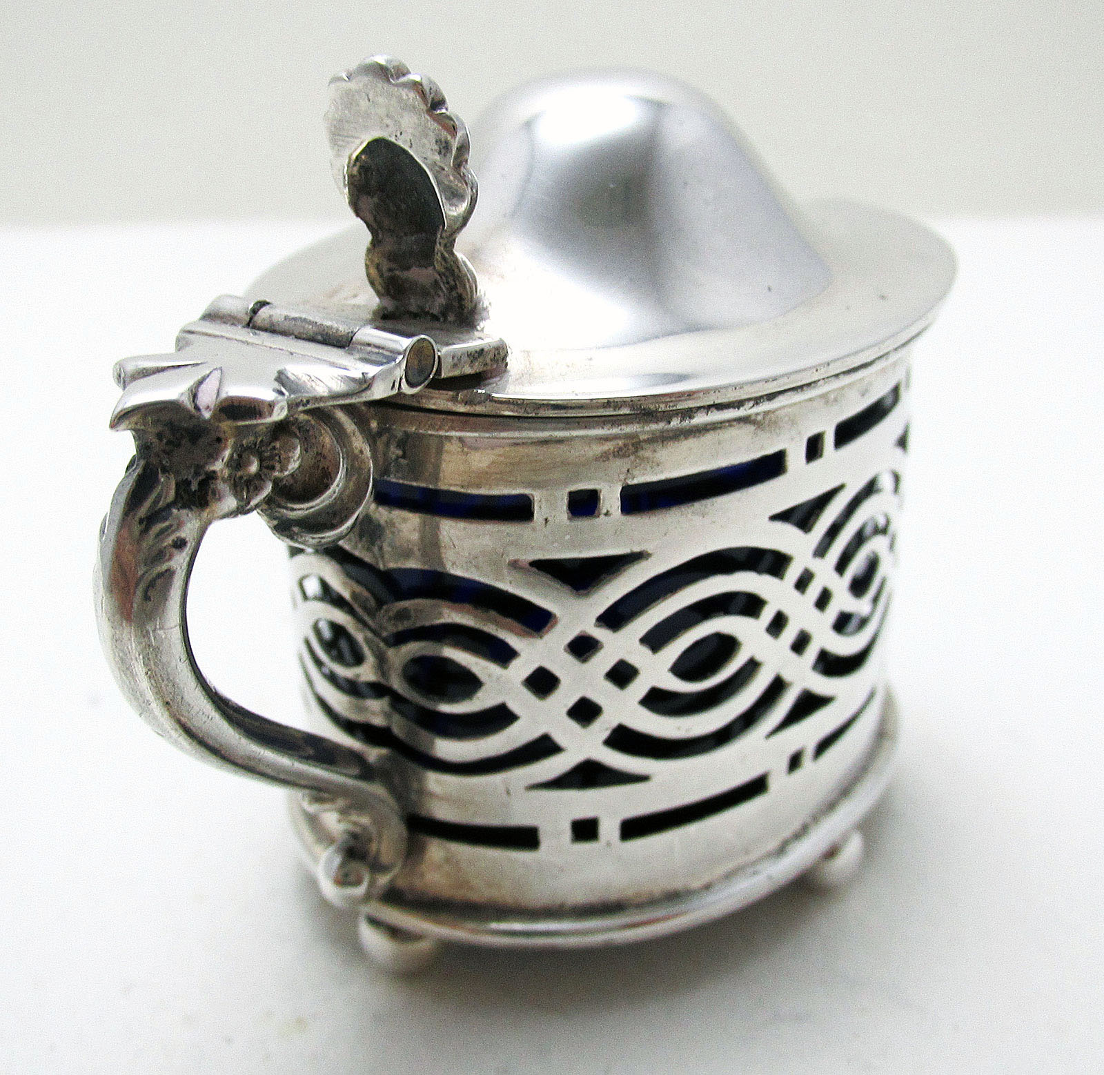 Antique Victorian Oval Solid Sterling Silver Mustard Pot Cruet. English Birmingham Hallmarked. William Devenport 1901 (1 of 1) Antique Victorian Oval Solid Sterling Silver Mustard Pot Cruet. English Birmingham Hallmarked. William Devenport 1901 (1 of 1)
