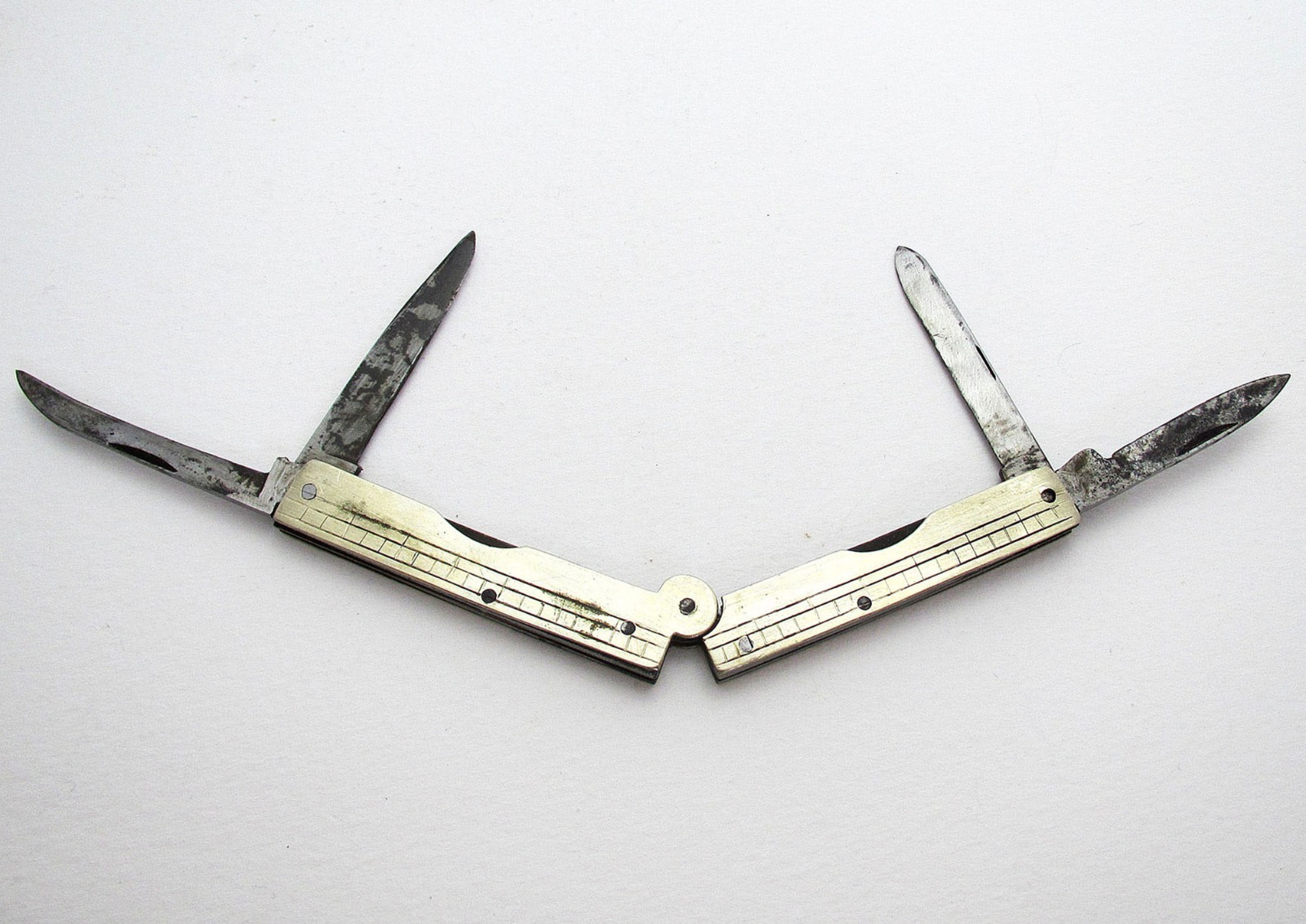 Rare Victorian Antique Brass Combination Pocket 4-Bladed Penknife & Ruler, Folding Fruit Pen Knife (1 of 6) Rare Victorian Antique Brass Combination Pocket 4-Bladed Penknife & Ruler, Folding Fruit Pen Knife (1 of 6)