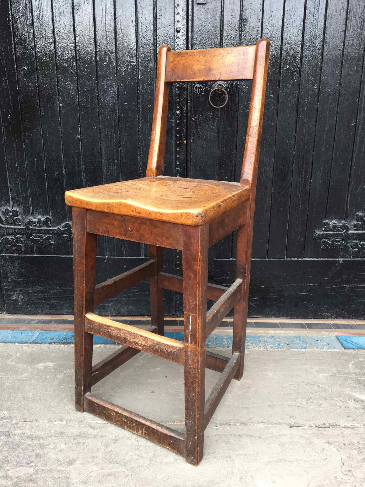 19th Century Elm Bar Stool or High Chair (1 of 1) 19th Century Elm Bar Stool or High Chair (1 of 1)